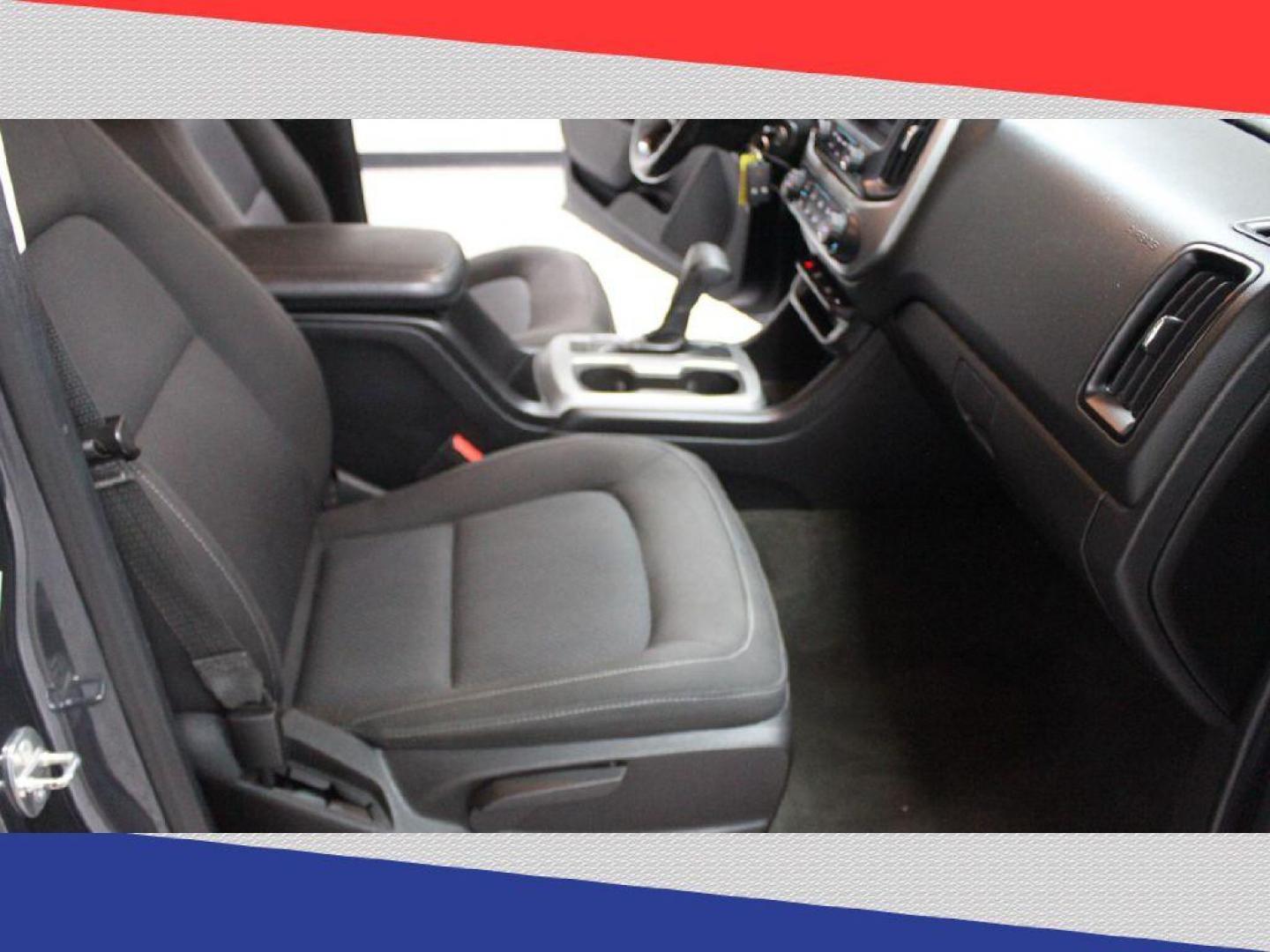 2017 Chevrolet Colorado LT Crew Cab 2WD Long Box (1GCGSCEN1H1) with an 3.6L V6 DOHC 24V GAS engine, 6A transmission, located at 5170 N La Cholla Blvd, Tucson, AZ, 85705, (520) 989-0282, 32.228245, -111.011742 - 2017 Chevrolet Colorado - Photo#25