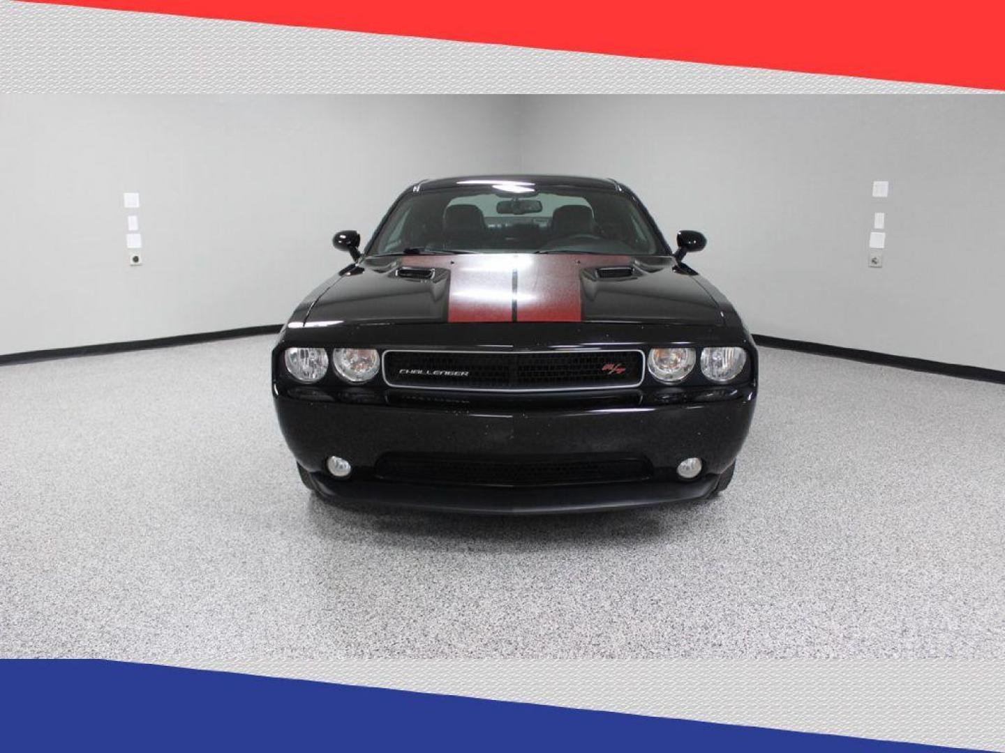 2013 Dodge Challenger R/T (2C3CDYBT4DH) with an 5.7L V8 OHV 16V engine, 4-Speed Automatic transmission, located at 5170 N La Cholla Blvd, Tucson, AZ, 85705, (520) 989-0282, 32.228245, -111.011742 - 2013 Dodge Challenger - Photo#7