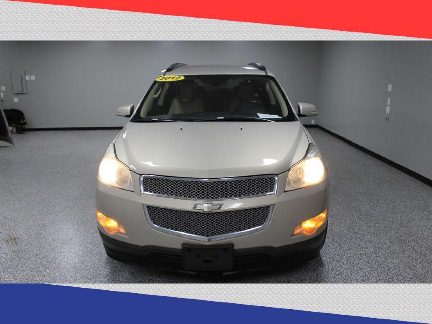 2012 Chevrolet Traverse LTZ FWD (1GNKRLED9CJ) with an 3.6L V6 DOHC 24V engine, 6-Speed Automatic transmission, located at 5170 N La Cholla Blvd, Tucson, AZ, 85705, (520) 989-0282, 32.228245, -111.011742 - 2012 Chevrolet Traverse - Photo#7