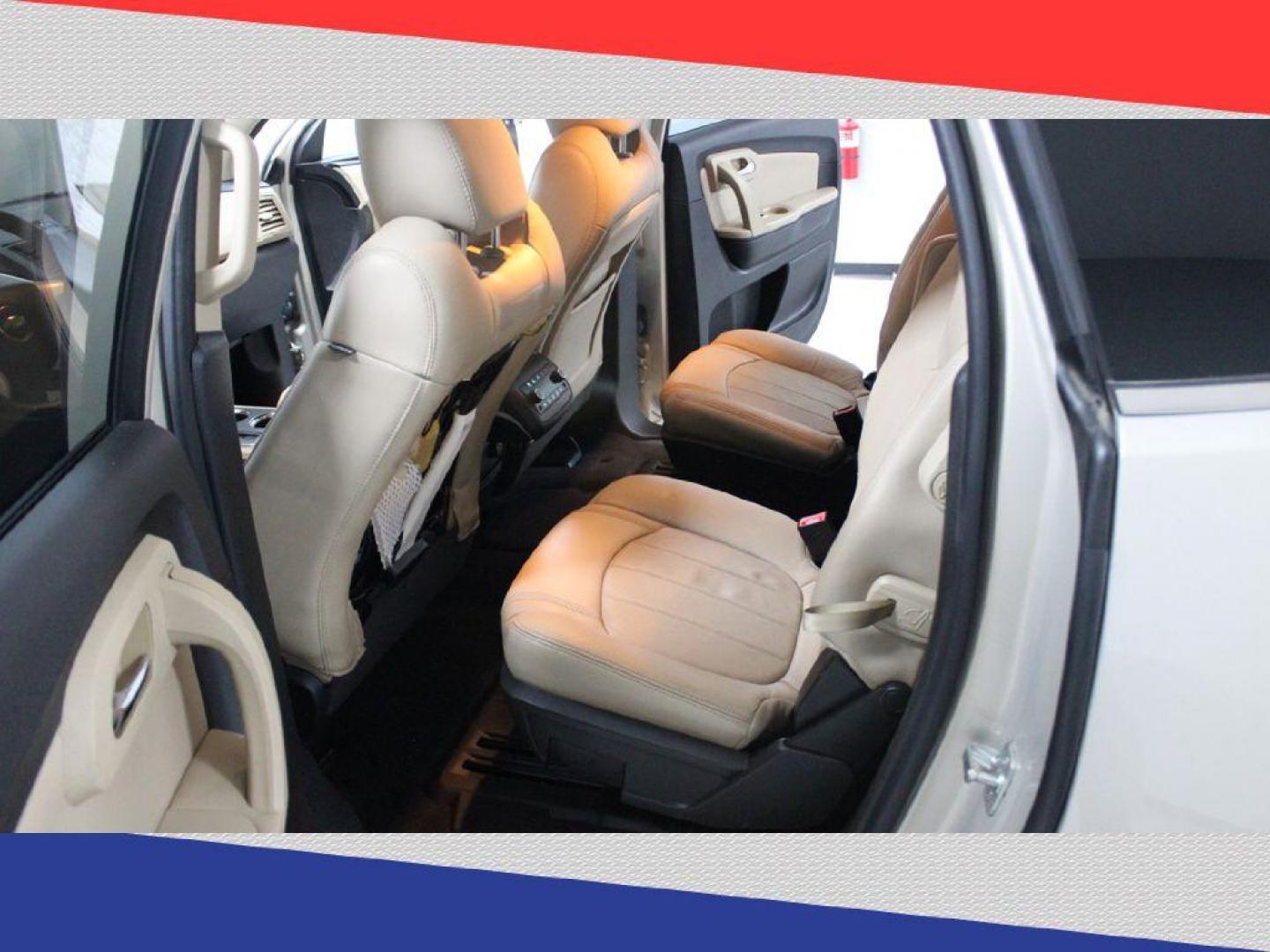 2012 Chevrolet Traverse LTZ FWD (1GNKRLED9CJ) with an 3.6L V6 DOHC 24V engine, 6-Speed Automatic transmission, located at 5170 N La Cholla Blvd, Tucson, AZ, 85705, (520) 989-0282, 32.228245, -111.011742 - 2012 Chevrolet Traverse - Photo#23