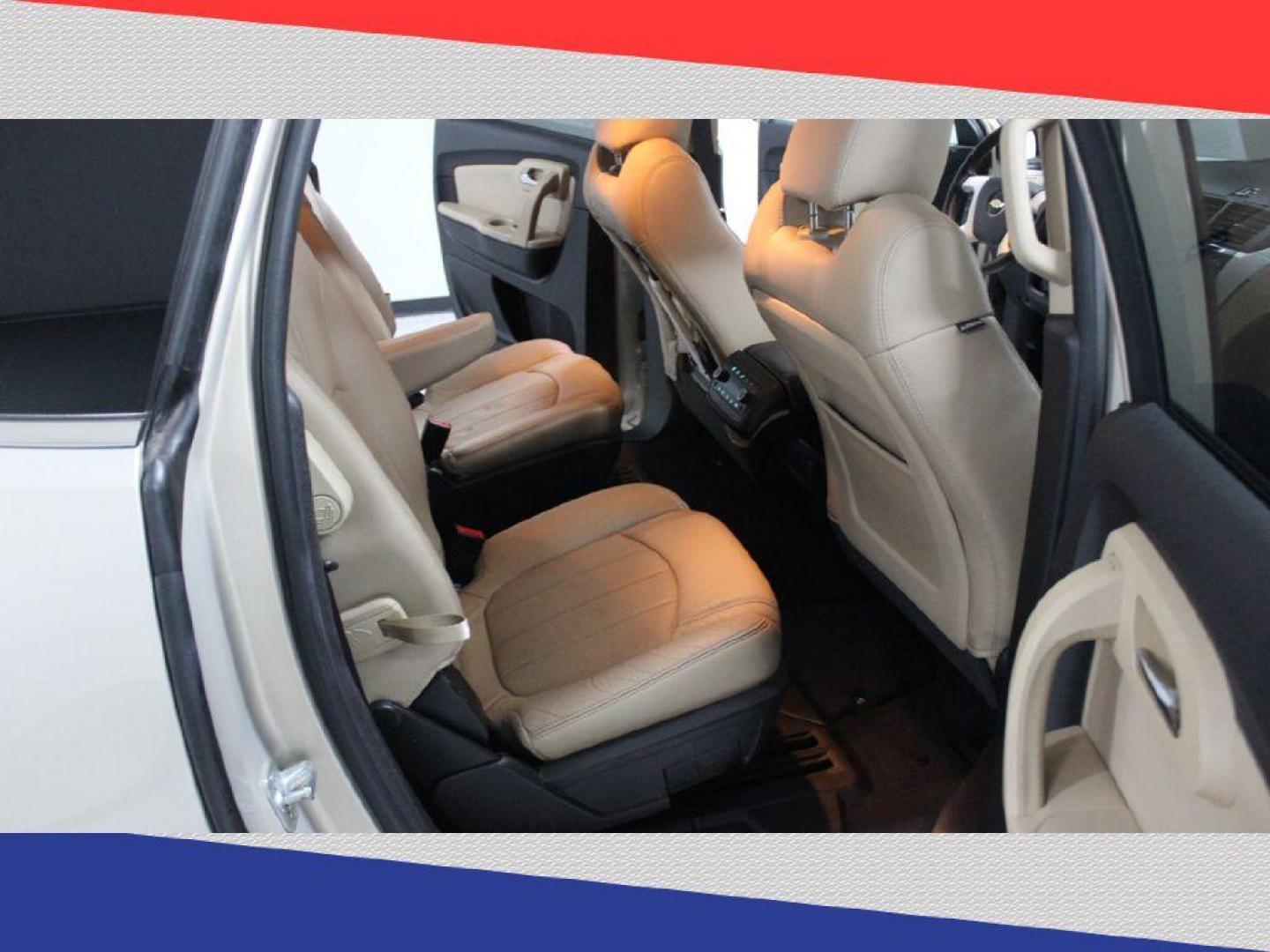 2012 Chevrolet Traverse LTZ FWD (1GNKRLED9CJ) with an 3.6L V6 DOHC 24V engine, 6-Speed Automatic transmission, located at 5170 N La Cholla Blvd, Tucson, AZ, 85705, (520) 989-0282, 32.228245, -111.011742 - 2012 Chevrolet Traverse - Photo#30