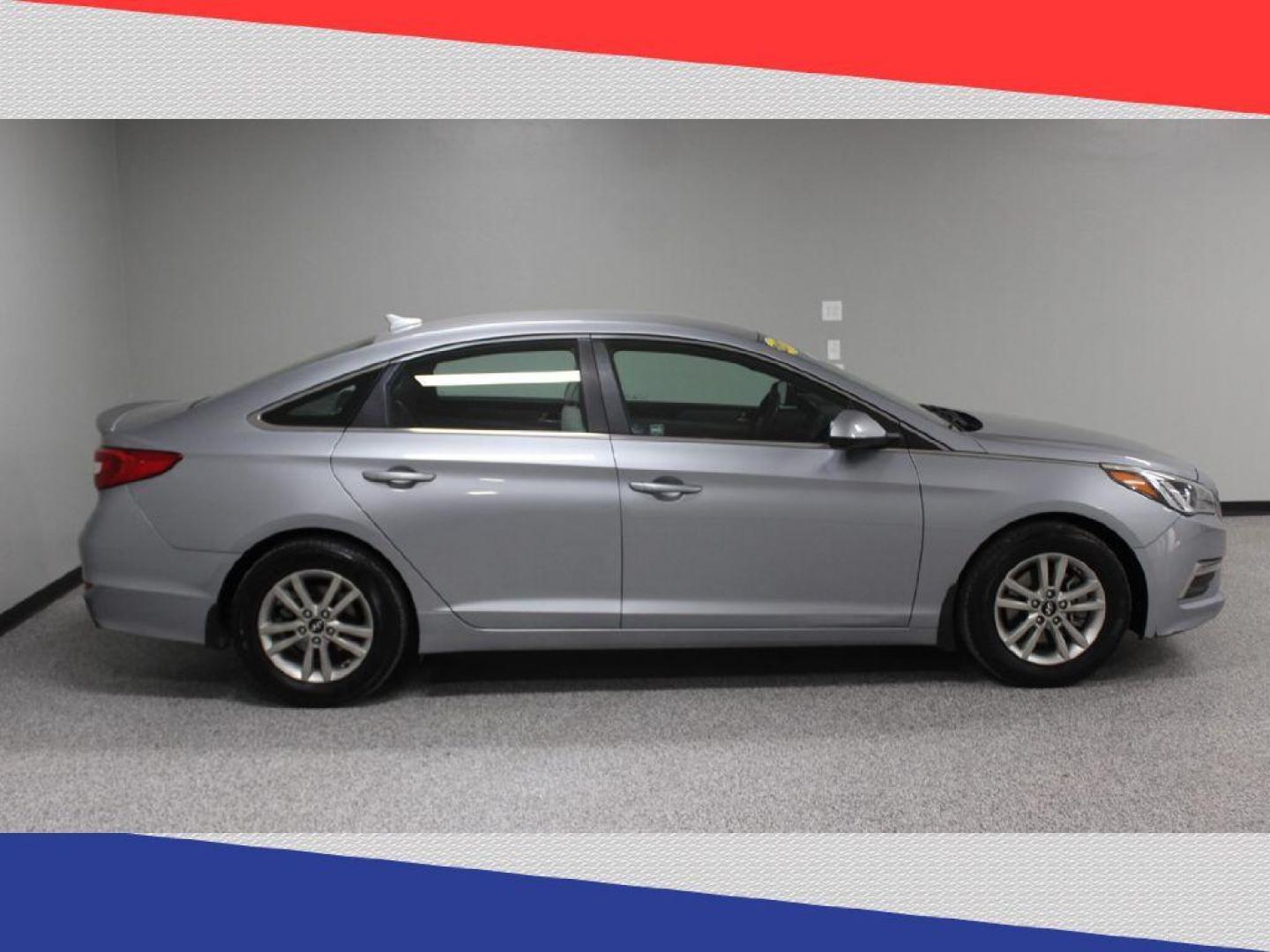 2015 Hyundai Sonata ECO (5NPE24AF5FH) with an 1.6L L4 DOHC 16V engine, 7-Speed Automatic transmission, located at 5170 N La Cholla Blvd, Tucson, AZ, 85705, (520) 989-0282, 32.228245, -111.011742 - 2015 Hyundai Sonata - Photo#1