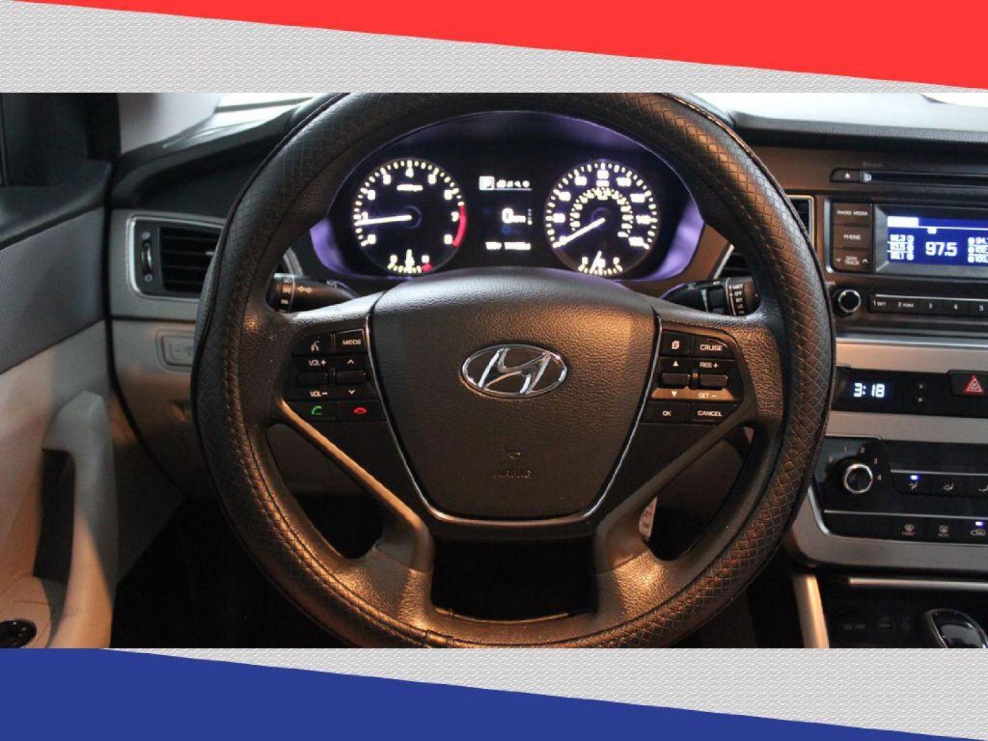 2015 Hyundai Sonata ECO (5NPE24AF5FH) with an 1.6L L4 DOHC 16V engine, 7-Speed Automatic transmission, located at 5170 N La Cholla Blvd, Tucson, AZ, 85705, (520) 989-0282, 32.228245, -111.011742 - 2015 Hyundai Sonata - Photo#12