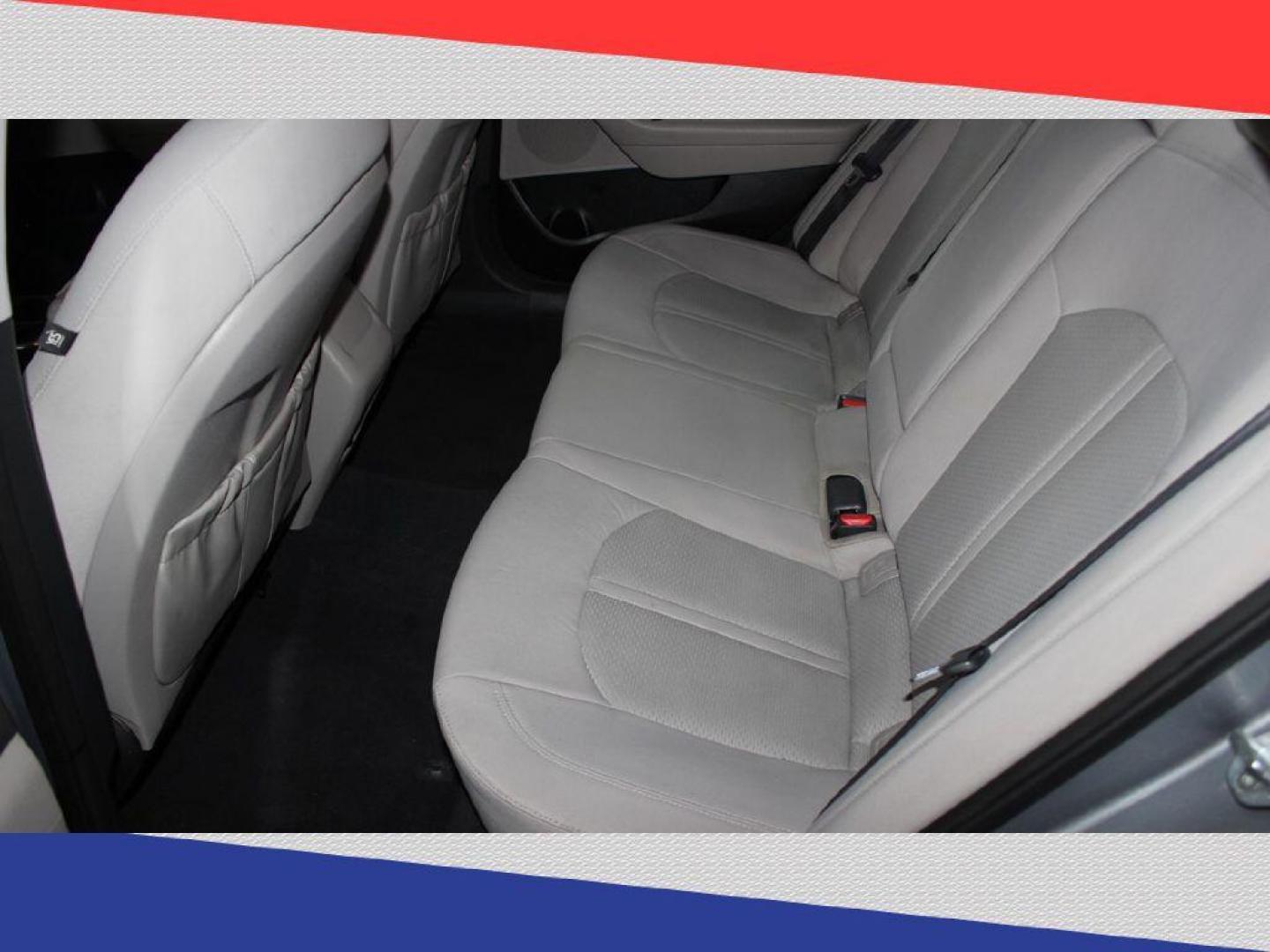 2015 Hyundai Sonata ECO (5NPE24AF5FH) with an 1.6L L4 DOHC 16V engine, 7-Speed Automatic transmission, located at 5170 N La Cholla Blvd, Tucson, AZ, 85705, (520) 989-0282, 32.228245, -111.011742 - 2015 Hyundai Sonata - Photo#18
