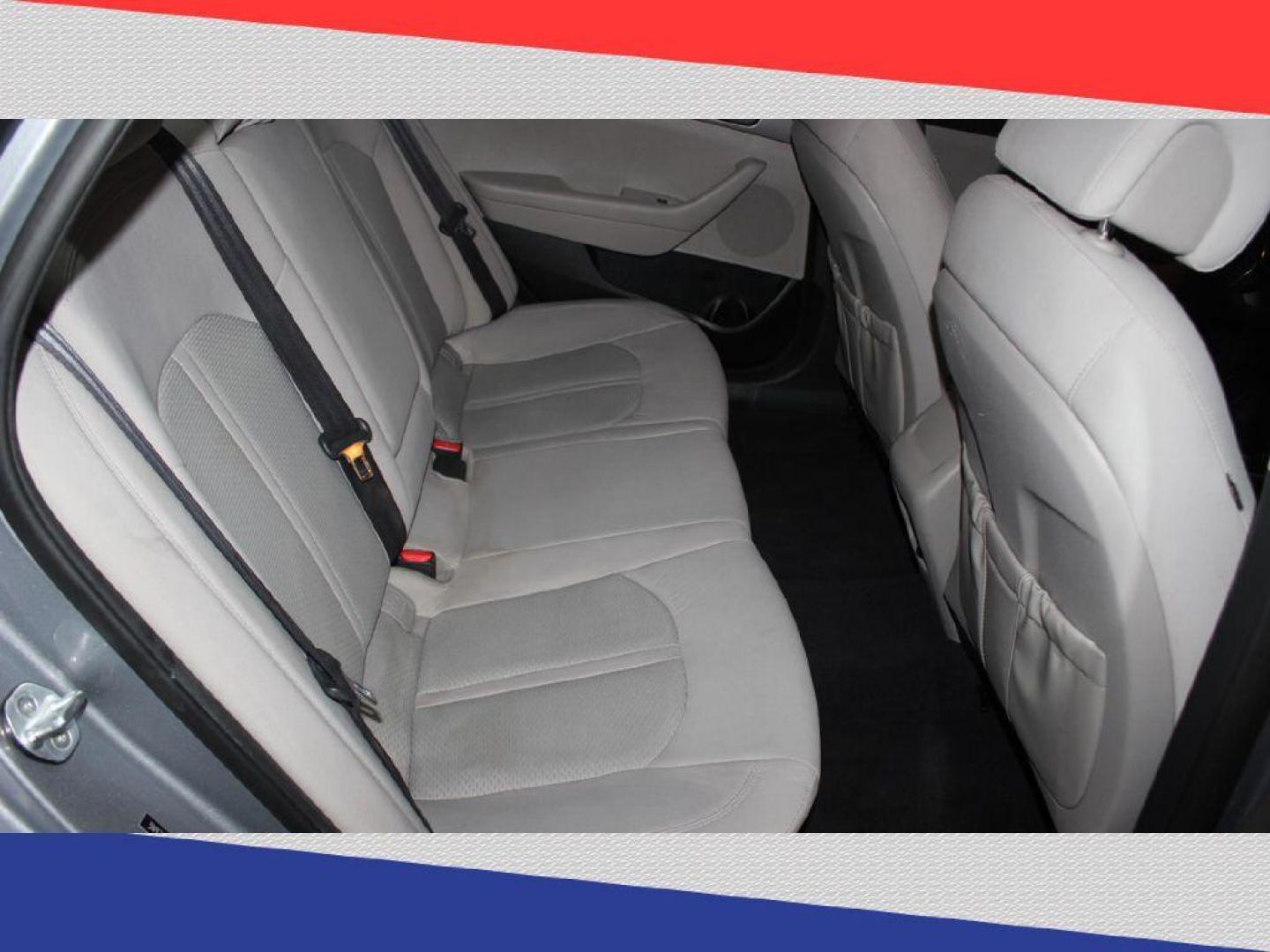 2015 Hyundai Sonata ECO (5NPE24AF5FH) with an 1.6L L4 DOHC 16V engine, 7-Speed Automatic transmission, located at 5170 N La Cholla Blvd, Tucson, AZ, 85705, (520) 989-0282, 32.228245, -111.011742 - 2015 Hyundai Sonata - Photo#20