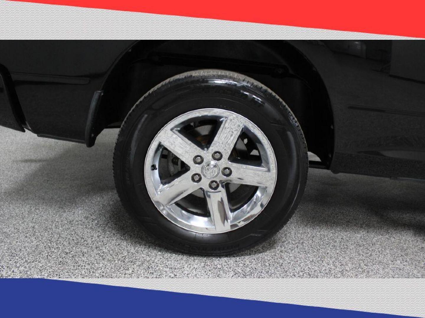 2011 Dodge Ram 1500 Sport Quad Cab 4WD (1D7RV1GT5BS) with an 5.7L V8 OHV 16V engine, 5-Speed Automatic transmission, located at 5170 N La Cholla Blvd, Tucson, AZ, 85705, (520) 989-0282, 32.228245, -111.011742 - 2011 Dodge Ram 1500 - Photo#38