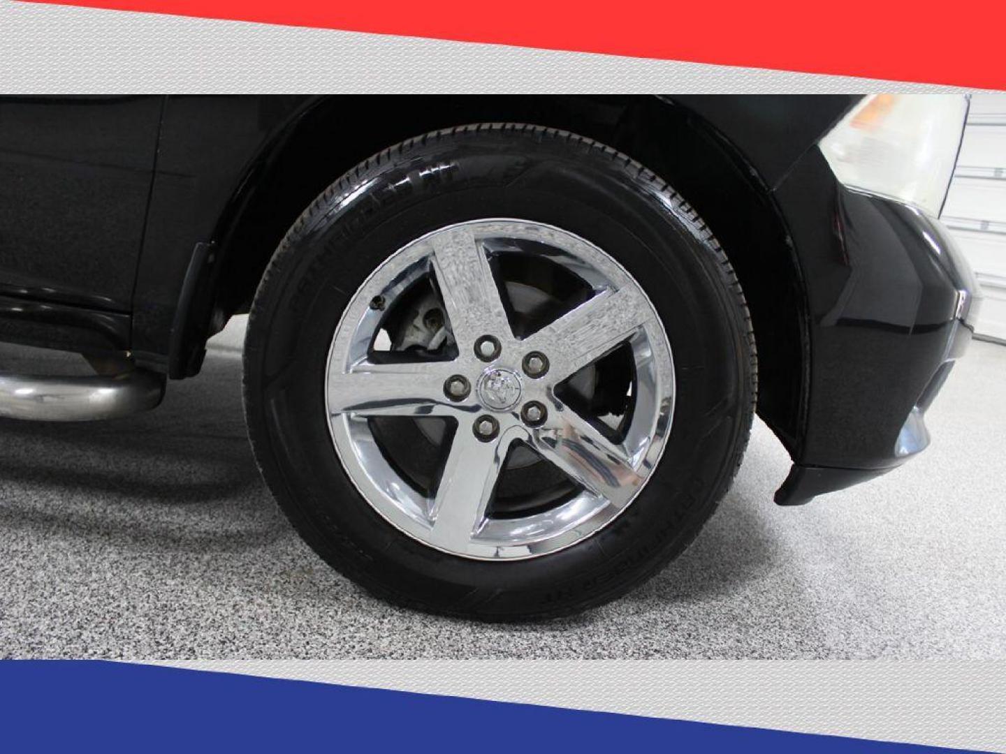2011 Dodge Ram 1500 Sport Quad Cab 4WD (1D7RV1GT5BS) with an 5.7L V8 OHV 16V engine, 5-Speed Automatic transmission, located at 5170 N La Cholla Blvd, Tucson, AZ, 85705, (520) 989-0282, 32.228245, -111.011742 - 2011 Dodge Ram 1500 - Photo#39