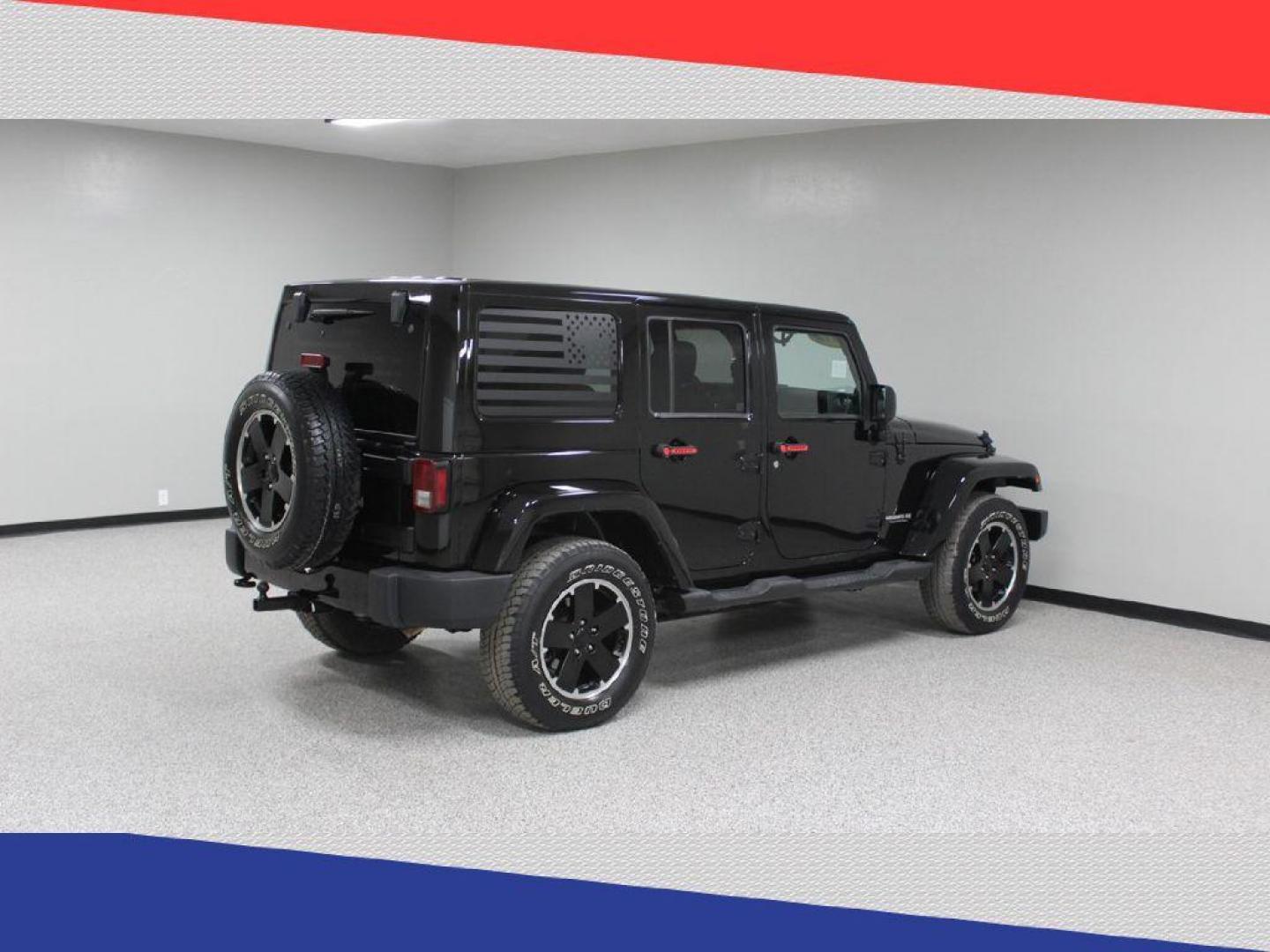 2012 Jeep Wrangler Unlimited Sahara 4WD (1C4BJWEG9CL) with an 3.6L V6 DOHC 24V FFV engine, Automatic transmission, located at 5170 N La Cholla Blvd, Tucson, AZ, 85705, (520) 989-0282, 32.228245, -111.011742 - 2012 Jeep Wrangler - Photo#2