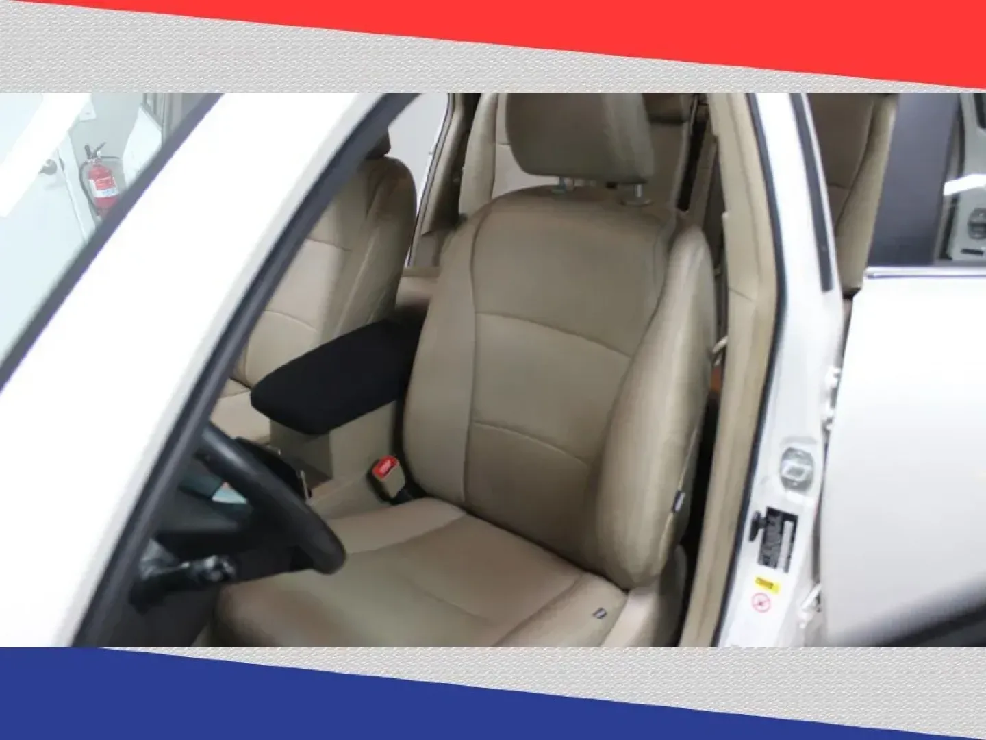 2013 Toyota Highlander Base 2WD V6 (5TDZK3EH9DS) with an 3.5L V6 DOHC 24V engine, 5-Speed Automatic transmission, located at 5170 N La Cholla Blvd, Tucson, AZ, 85705, (520) 989-0282, 32.228245, -111.011742 - 2013 Toyota Highlander - Photo#11