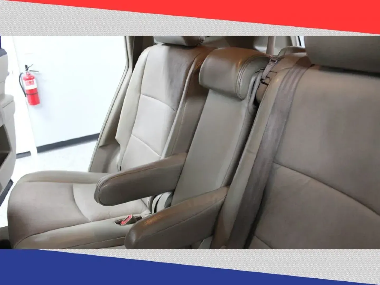 2013 Toyota Highlander Base 2WD V6 (5TDZK3EH9DS) with an 3.5L V6 DOHC 24V engine, 5-Speed Automatic transmission, located at 5170 N La Cholla Blvd, Tucson, AZ, 85705, (520) 989-0282, 32.228245, -111.011742 - 2013 Toyota Highlander - Photo#24
