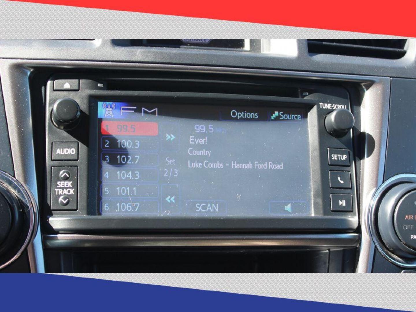 2013 Toyota Highlander Base 2WD V6 (5TDZK3EH9DS) with an 3.5L V6 DOHC 24V engine, 5-Speed Automatic transmission, located at 5170 N La Cholla Blvd, Tucson, AZ, 85705, (520) 989-0282, 32.228245, -111.011742 - 2013 Toyota Highlander - Photo#16