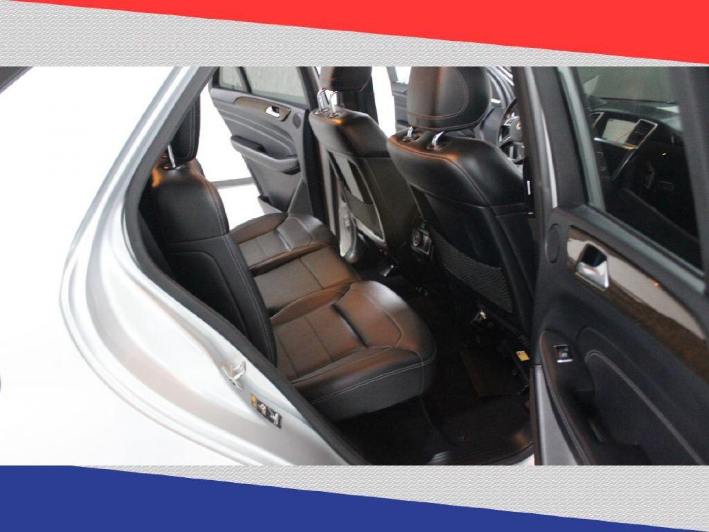 2013 Mercedes-Benz M-Class ML350 BlueTEC (4JGDA2EB4DA) with an 3.0L V6 DOHC 24V TURBO DIESEL engine, 7-Speed Automatic transmission, located at 5170 N La Cholla Blvd, Tucson, AZ, 85705, (520) 989-0282, 32.228245, -111.011742 - 2013 Mercedes-Benz M-Class - Photo#33