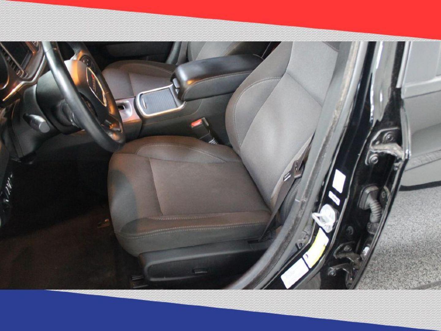 2018 Dodge Charger SE (2C3CDXBG5JH) with an 3.6L V6 DOHC 24V engine, 8A transmission, located at 5170 N La Cholla Blvd, Tucson, AZ, 85705, (520) 989-0282, 32.228245, -111.011742 - 2018 Dodge Charger - Photo#10