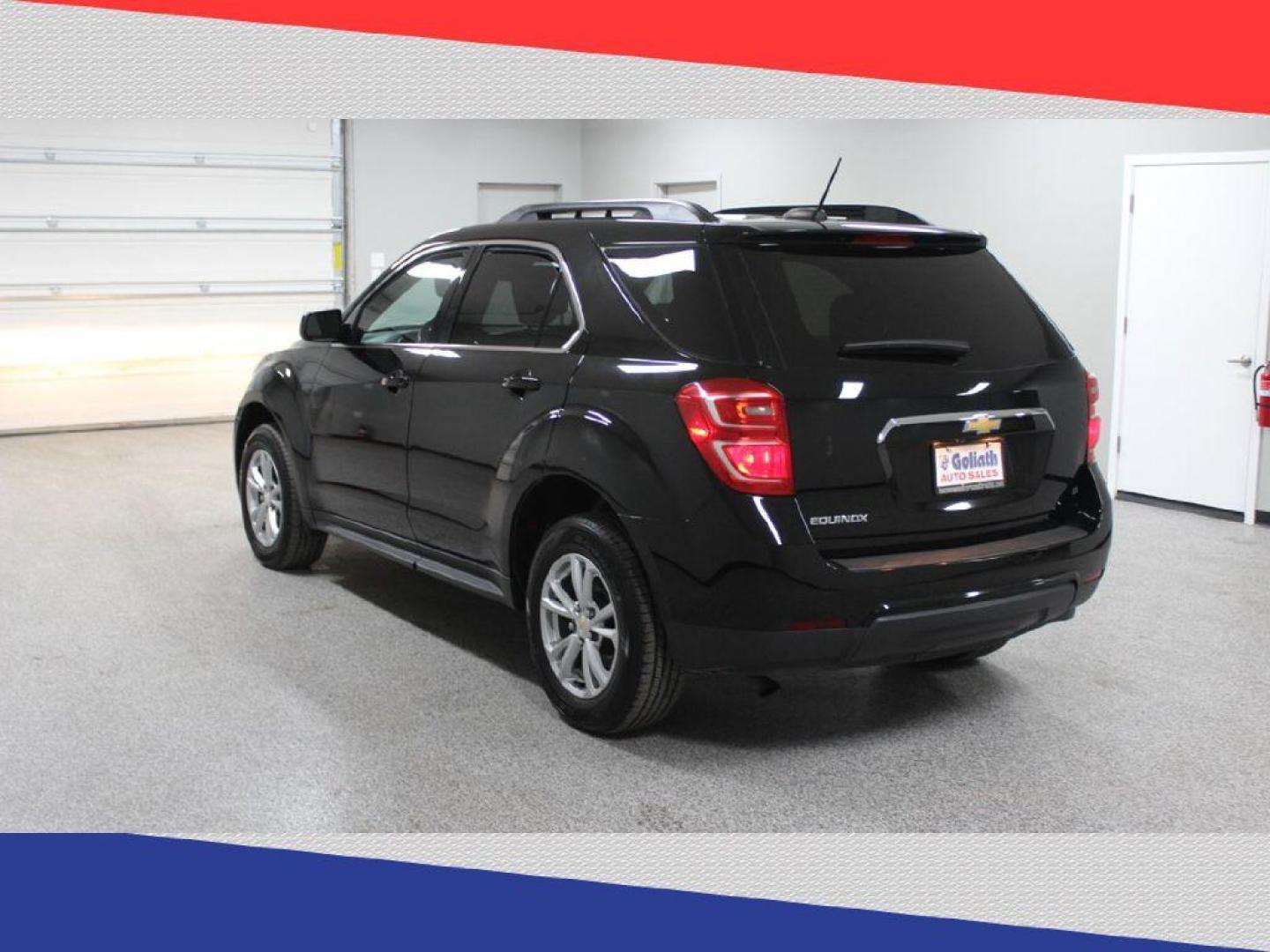 2017 Chevrolet Equinox LT 2WD (2GNALCEK1H1) with an 2.4L L4 DOHC 16V FFV engine, 6A transmission, located at 5170 N La Cholla Blvd, Tucson, AZ, 85705, (520) 989-0282, 32.228245, -111.011742 - 2017 Chevrolet Equinox - Photo#4