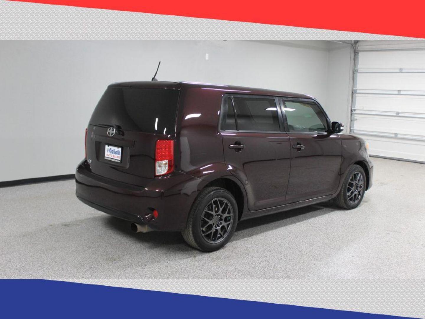 2015 Scion xB 5-Door Wagon 5-Spd MT (JTLZE4FE9FJ) with an 2.4L L4 DOHC 16V engine, 5-Speed Manual transmission, located at 5170 N La Cholla Blvd, Tucson, AZ, 85705, (520) 989-0282, 32.228245, -111.011742 - 2015 Scion xB - Photo#2