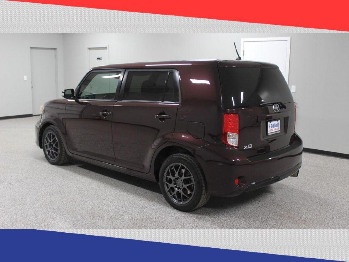 2015 Scion xB 5-Door Wagon 5-Spd MT (JTLZE4FE9FJ) with an 2.4L L4 DOHC 16V engine, 5-Speed Manual transmission, located at 5170 N La Cholla Blvd, Tucson, AZ, 85705, (520) 989-0282, 32.228245, -111.011742 - 2015 Scion xB - Photo#4