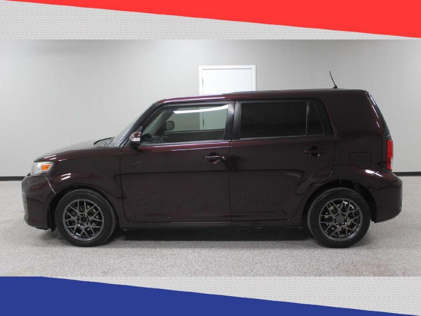 2015 Scion xB 5-Door Wagon 5-Spd MT (JTLZE4FE9FJ) with an 2.4L L4 DOHC 16V engine, 5-Speed Manual transmission, located at 5170 N La Cholla Blvd, Tucson, AZ, 85705, (520) 989-0282, 32.228245, -111.011742 - 2015 Scion xB - Photo#5