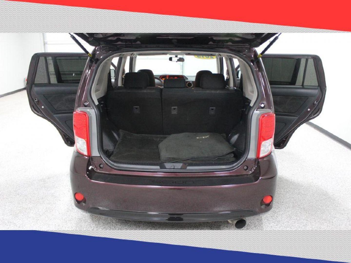 2015 Scion xB 5-Door Wagon 5-Spd MT (JTLZE4FE9FJ) with an 2.4L L4 DOHC 16V engine, 5-Speed Manual transmission, located at 5170 N La Cholla Blvd, Tucson, AZ, 85705, (520) 989-0282, 32.228245, -111.011742 - 2015 Scion xB - Photo#20