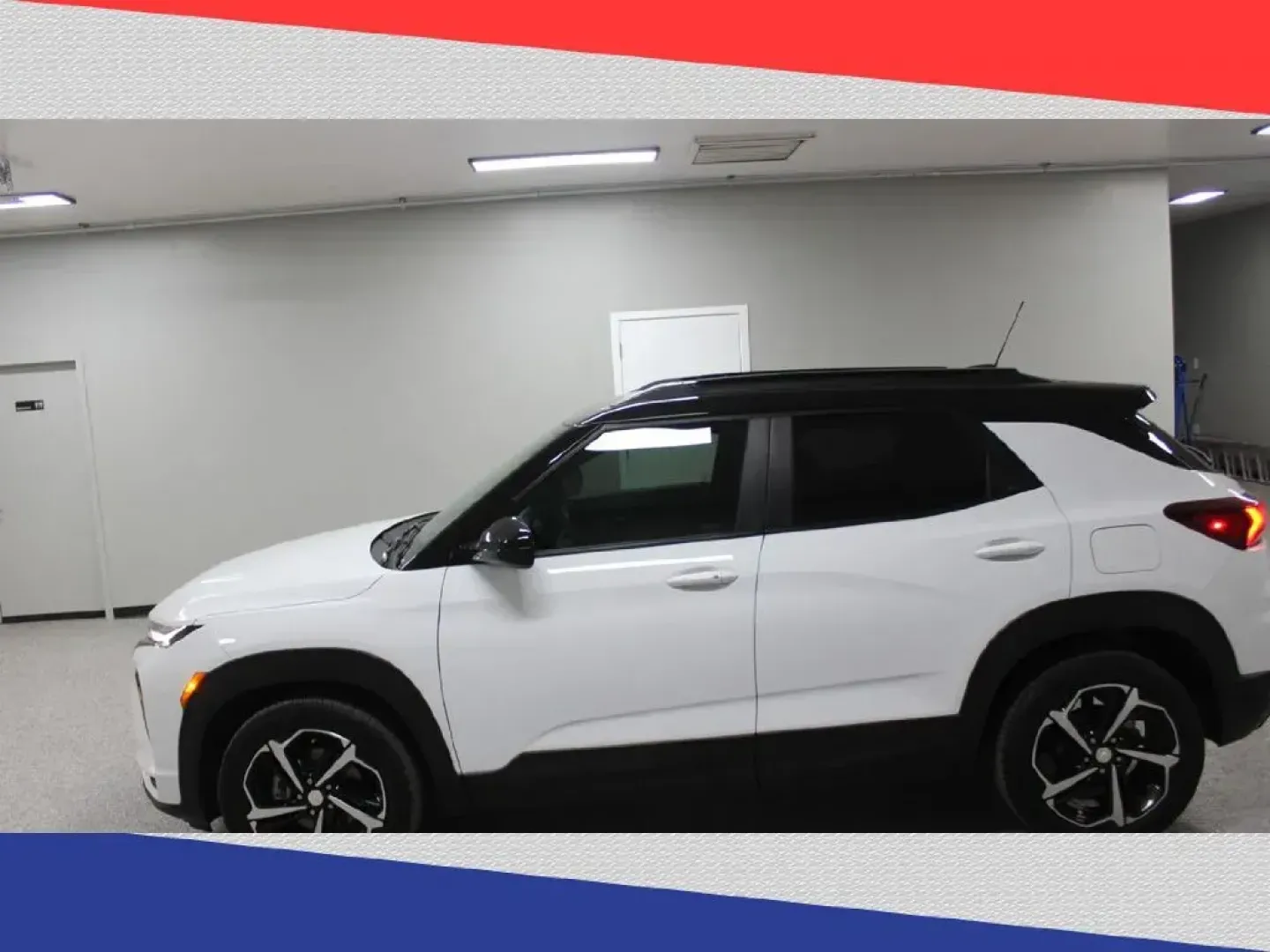 2021 Chevrolet Trailblazer RS (KL79MTSL5MB) with an 1.3L L3 DOHC 12V engine, 9A transmission, located at 5170 N La Cholla Blvd, Tucson, AZ, 85705, (520) 989-0282, 32.228245, -111.011742 - 2021 Chevrolet Trailblazer - Photo#5