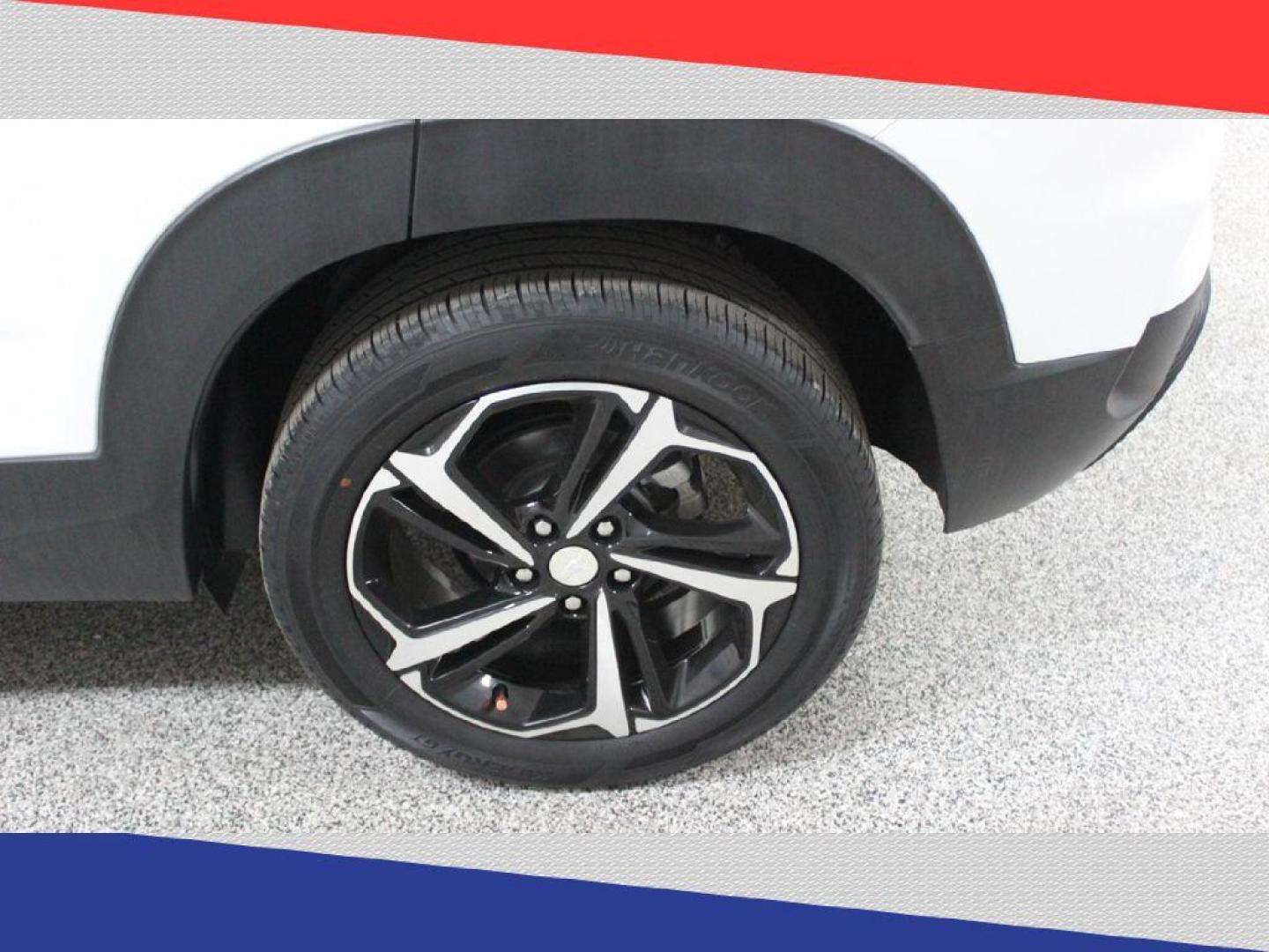 2021 Chevrolet Trailblazer RS (KL79MTSL5MB) with an 1.3L L3 DOHC 12V engine, 9A transmission, located at 5170 N La Cholla Blvd, Tucson, AZ, 85705, (520) 989-0282, 32.228245, -111.011742 - 2021 Chevrolet Trailblazer - Photo#35