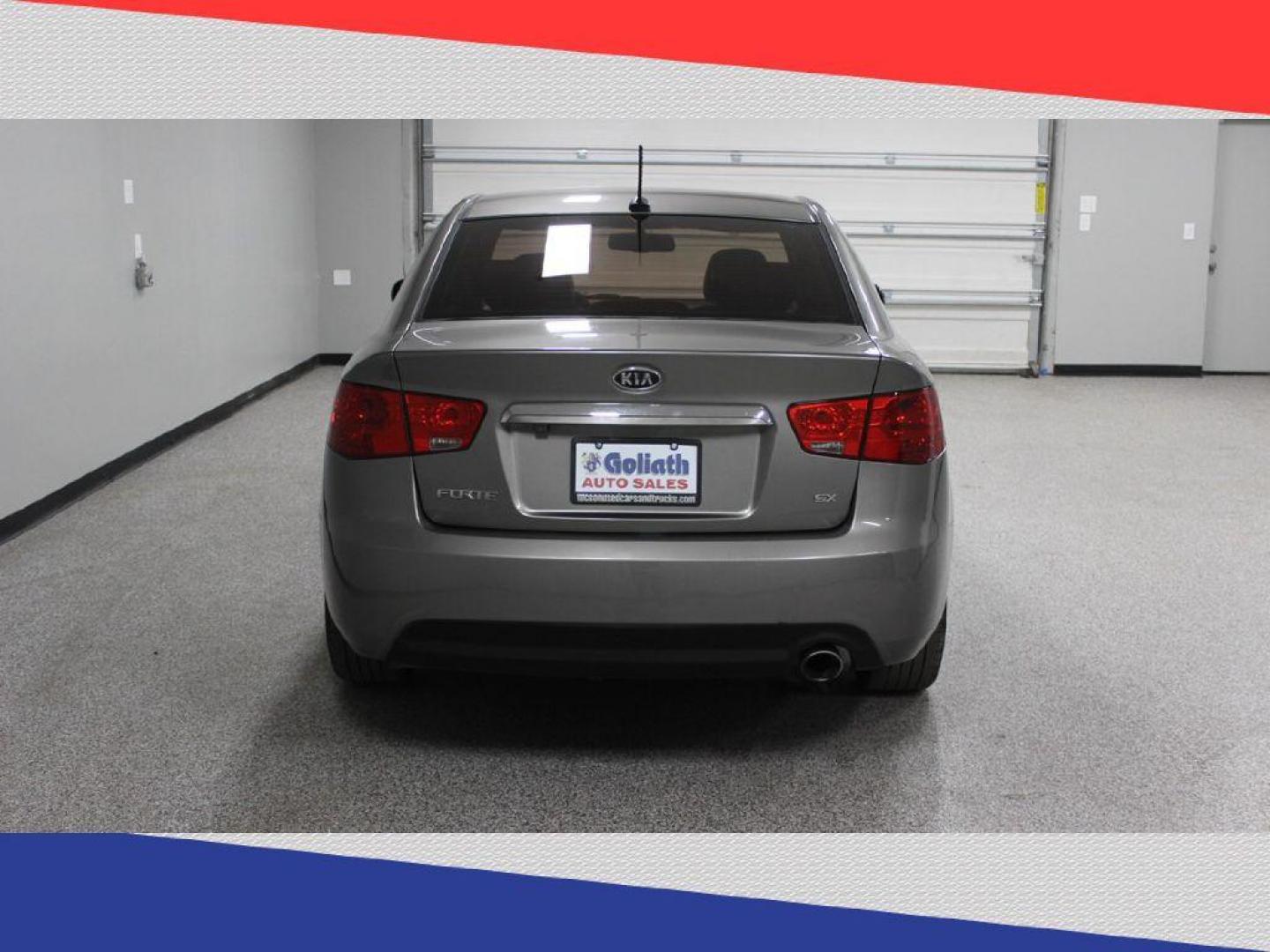2012 Kia Forte SX (KNAFW4A31C5) with an 2.4L L4 DOHC 16V engine, Automatic transmission, located at 5170 N La Cholla Blvd, Tucson, AZ, 85705, (520) 989-0282, 32.228245, -111.011742 - 2012 Kia Forte - Photo#3