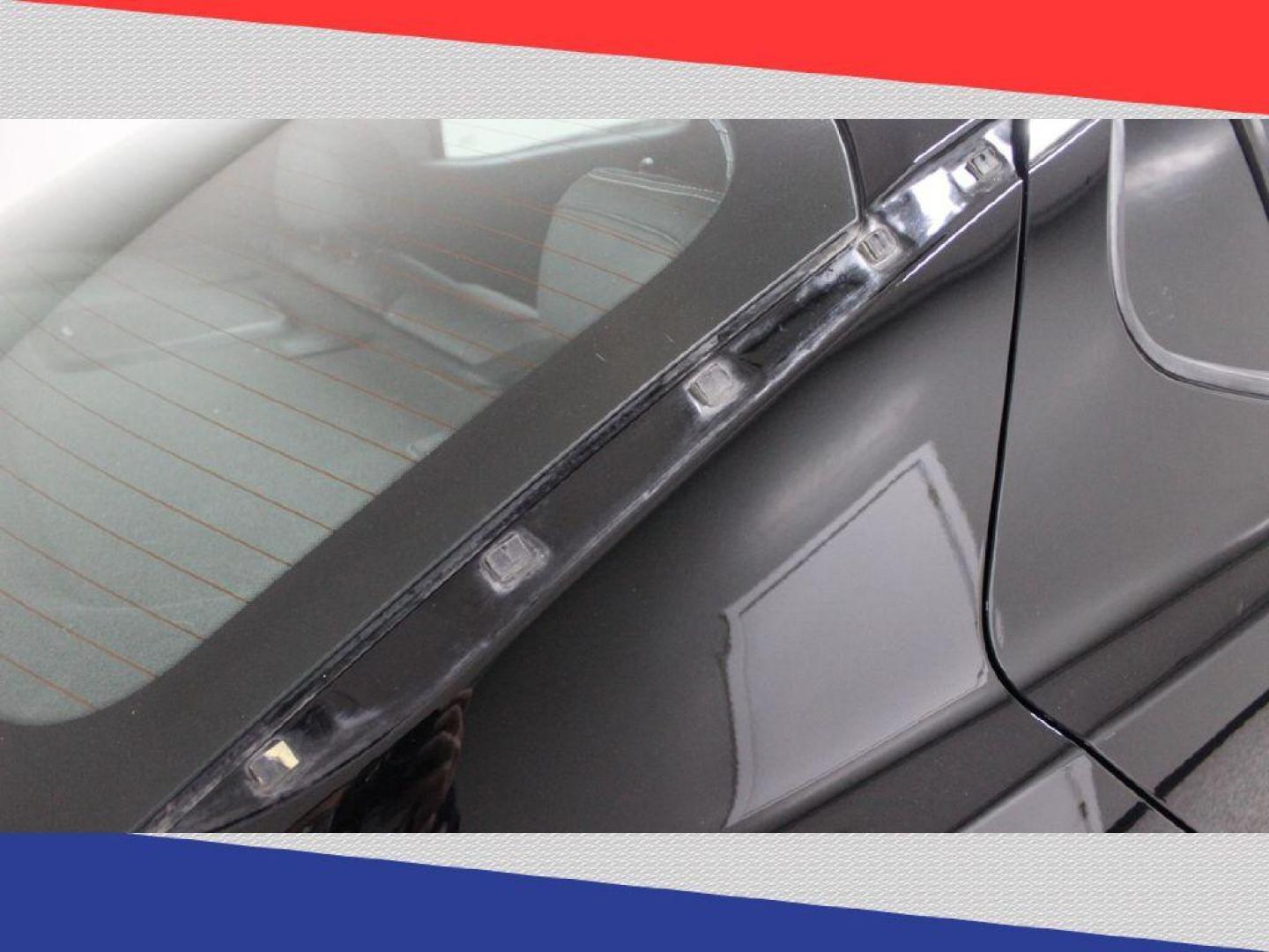 2015 Kia Optima SX Turbo (5XXGR4A61FG) with an 2.0L L4 DOHC 16V TURBO engine, 6-Speed Automatic transmission, located at 5170 N La Cholla Blvd, Tucson, AZ, 85705, (520) 989-0282, 32.228245, -111.011742 - 2015 Kia Optima - Photo#41