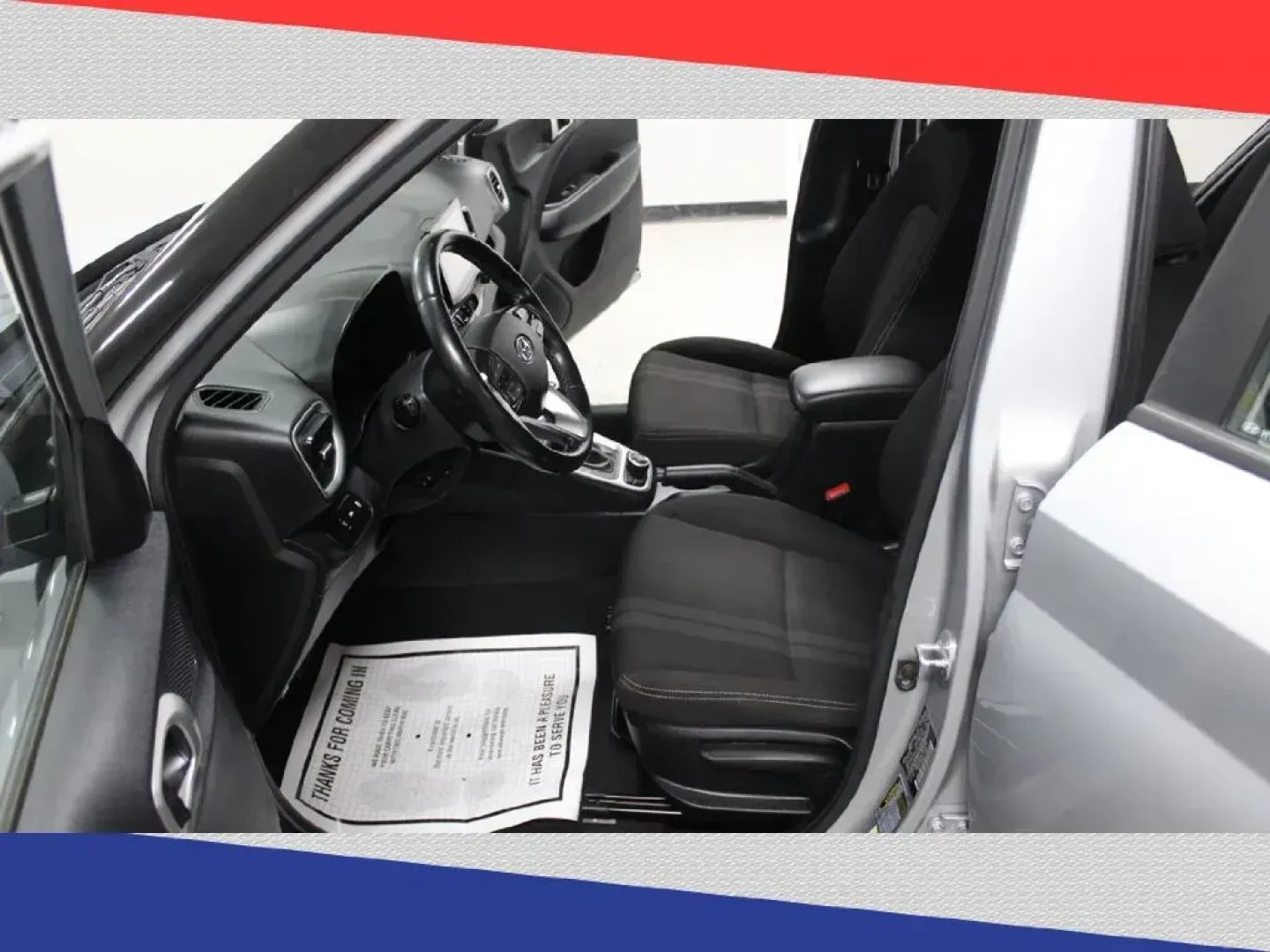 2020 Hyundai Venue SEL (KMHRC8A34LU) with an 1.6L L4 DOHC 16V engine, 6A transmission, located at 5170 N La Cholla Blvd, Tucson, AZ, 85705, (520) 989-0282, 32.228245, -111.011742 - 2020 Hyundai Venue - Photo#8