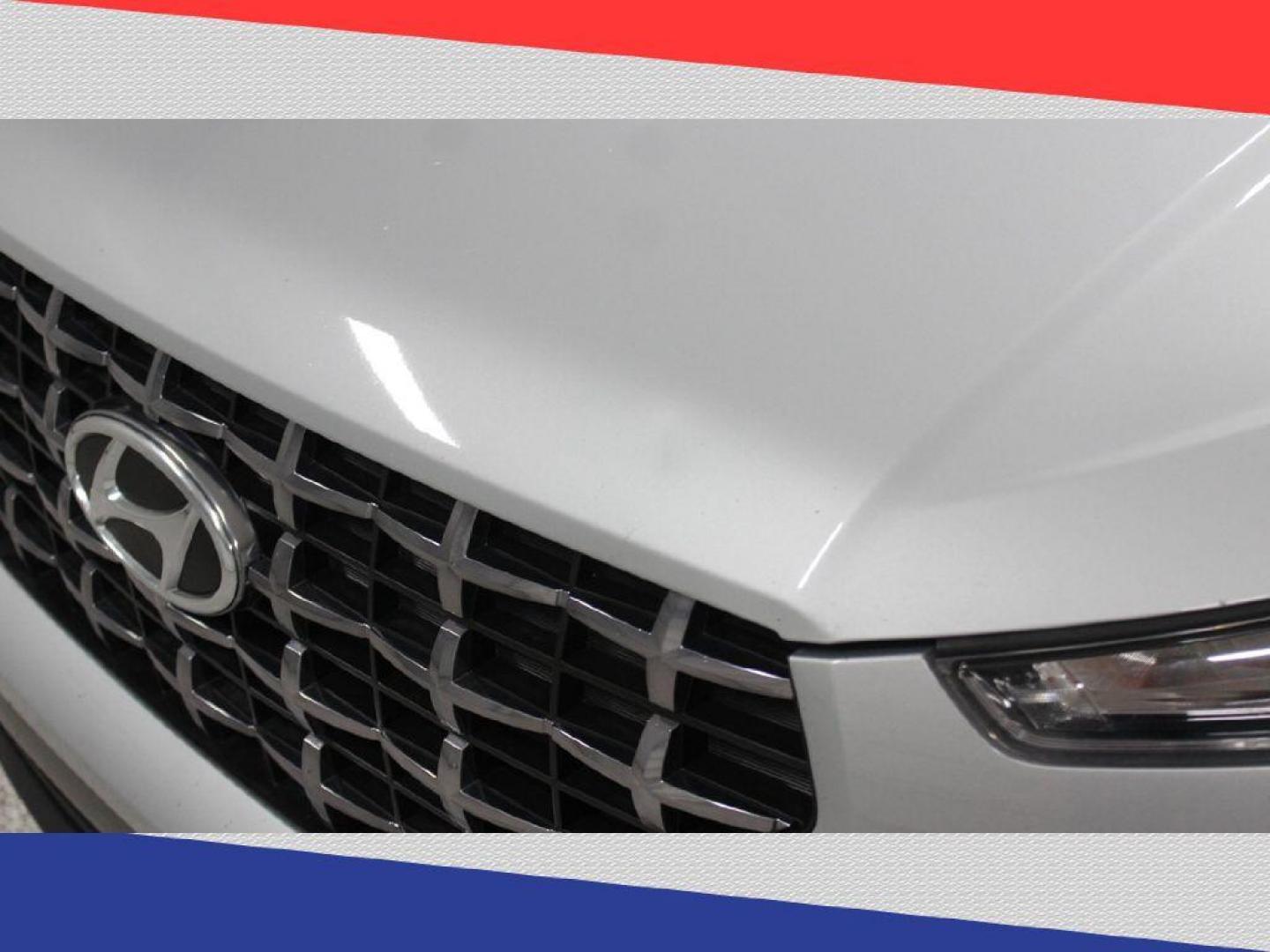 2020 Hyundai Venue SEL (KMHRC8A34LU) with an 1.6L L4 DOHC 16V engine, 6A transmission, located at 5170 N La Cholla Blvd, Tucson, AZ, 85705, (520) 989-0282, 32.228245, -111.011742 - 2020 Hyundai Venue - Photo#33