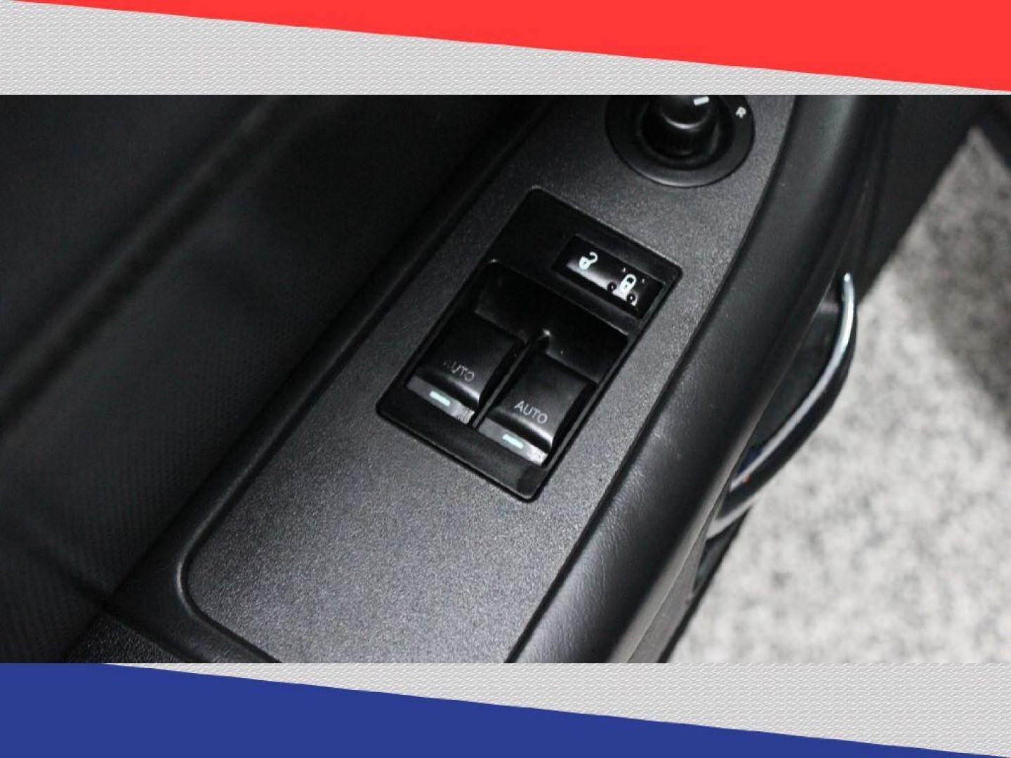 2011 Dodge Challenger R/T (2B3CJ5DT3BH) with an 5.7L V8 OHV 16V engine, 4-Speed Automatic transmission, located at 5170 N La Cholla Blvd, Tucson, AZ, 85705, (520) 989-0282, 32.228245, -111.011742 - 2011 Dodge Challenger - Photo#11