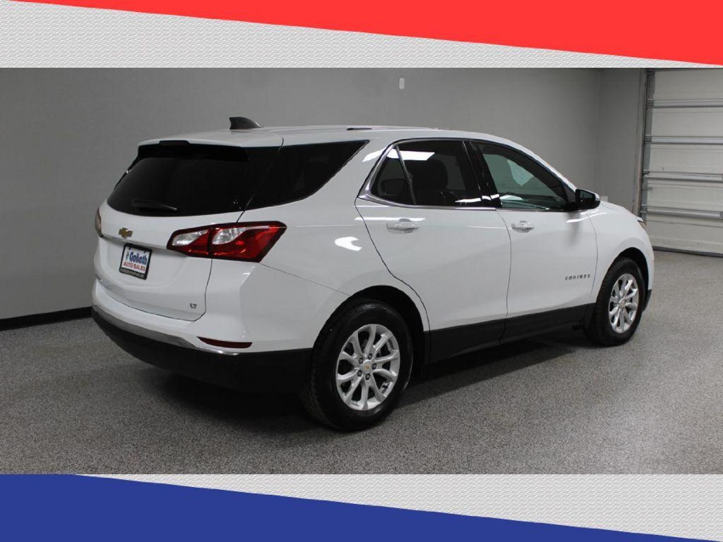 2018 Chevrolet Equinox LT 2WD (2GNAXJEV6J6) with an 1.5L L4 DIR DOHC 16V TURBO engine, 6A transmission, located at 5170 N La Cholla Blvd, Tucson, AZ, 85705, (520) 989-0282, 32.228245, -111.011742 - 2018 Chevrolet Equinox - Photo#2