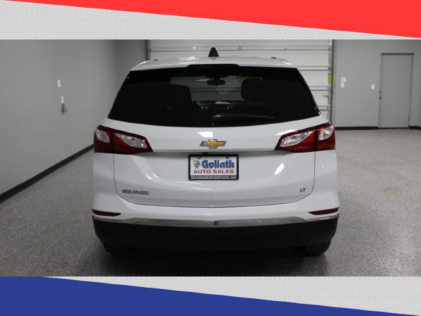 2018 Chevrolet Equinox LT 2WD (2GNAXJEV6J6) with an 1.5L L4 DIR DOHC 16V TURBO engine, 6A transmission, located at 5170 N La Cholla Blvd, Tucson, AZ, 85705, (520) 989-0282, 32.228245, -111.011742 - 2018 Chevrolet Equinox - Photo#3