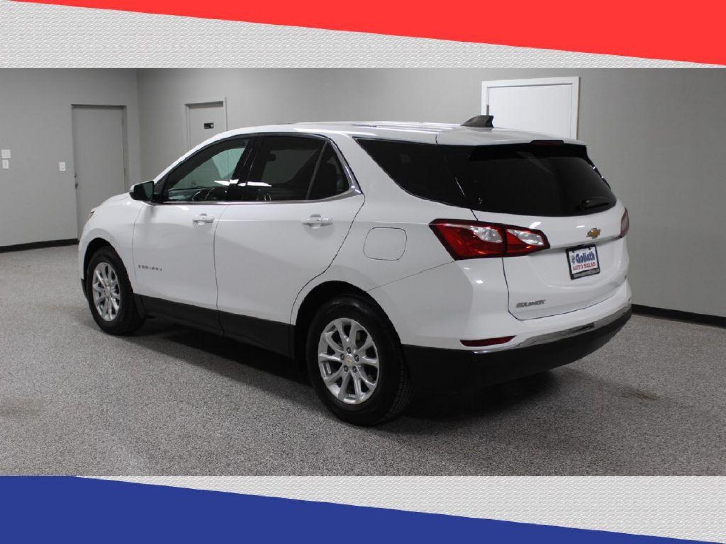 2018 Chevrolet Equinox LT 2WD (2GNAXJEV6J6) with an 1.5L L4 DIR DOHC 16V TURBO engine, 6A transmission, located at 5170 N La Cholla Blvd, Tucson, AZ, 85705, (520) 989-0282, 32.228245, -111.011742 - 2018 Chevrolet Equinox - Photo#4