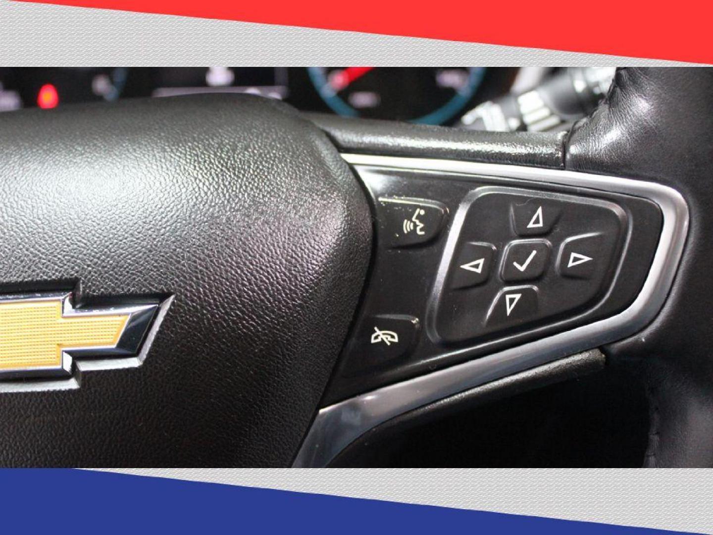 2018 Chevrolet Equinox LT 2WD (2GNAXJEV6J6) with an 1.5L L4 DIR DOHC 16V TURBO engine, 6A transmission, located at 5170 N La Cholla Blvd, Tucson, AZ, 85705, (520) 989-0282, 32.228245, -111.011742 - 2018 Chevrolet Equinox - Photo#15