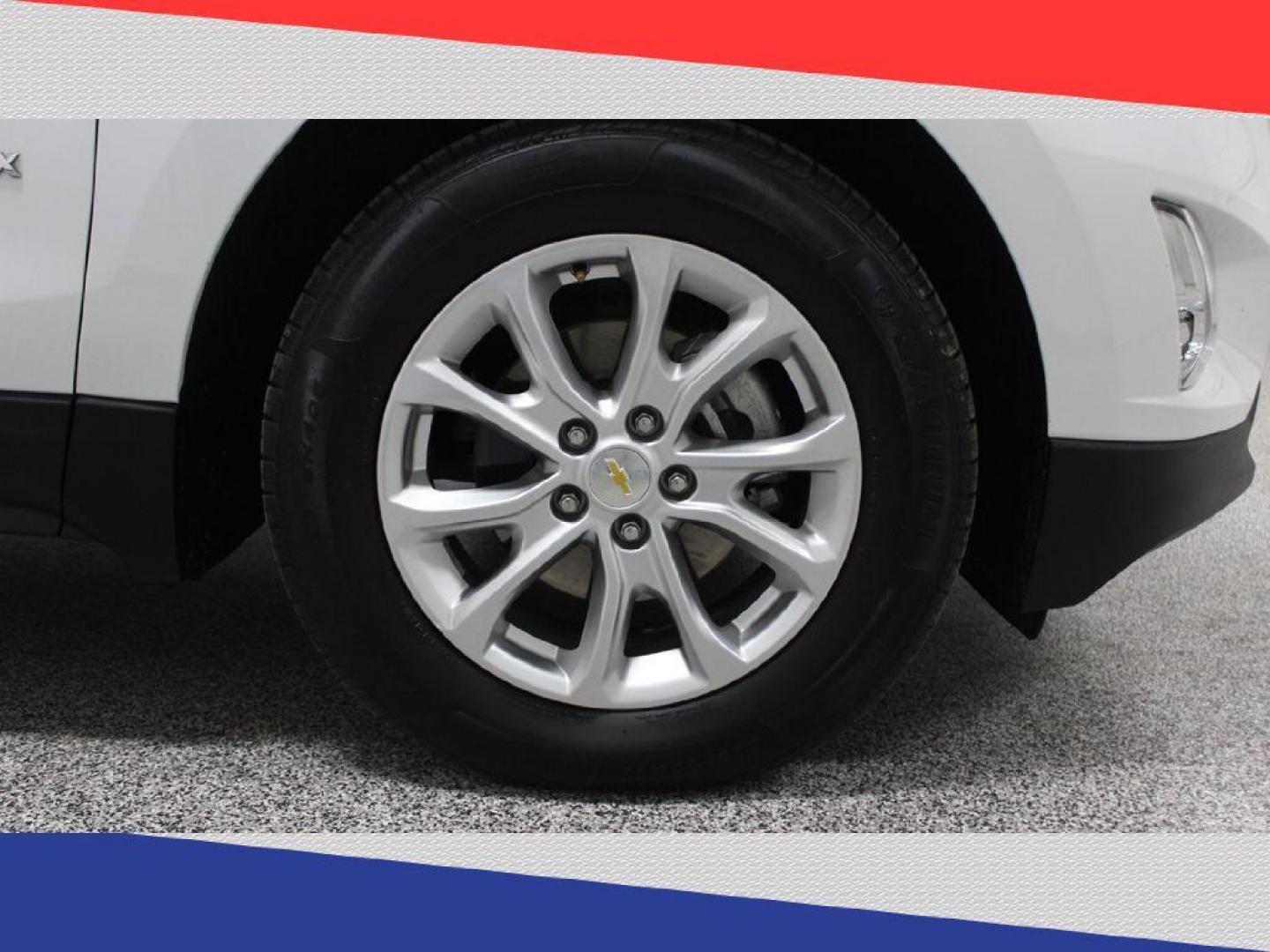 2018 Chevrolet Equinox LT 2WD (2GNAXJEV6J6) with an 1.5L L4 DIR DOHC 16V TURBO engine, 6A transmission, located at 5170 N La Cholla Blvd, Tucson, AZ, 85705, (520) 989-0282, 32.228245, -111.011742 - 2018 Chevrolet Equinox - Photo#36