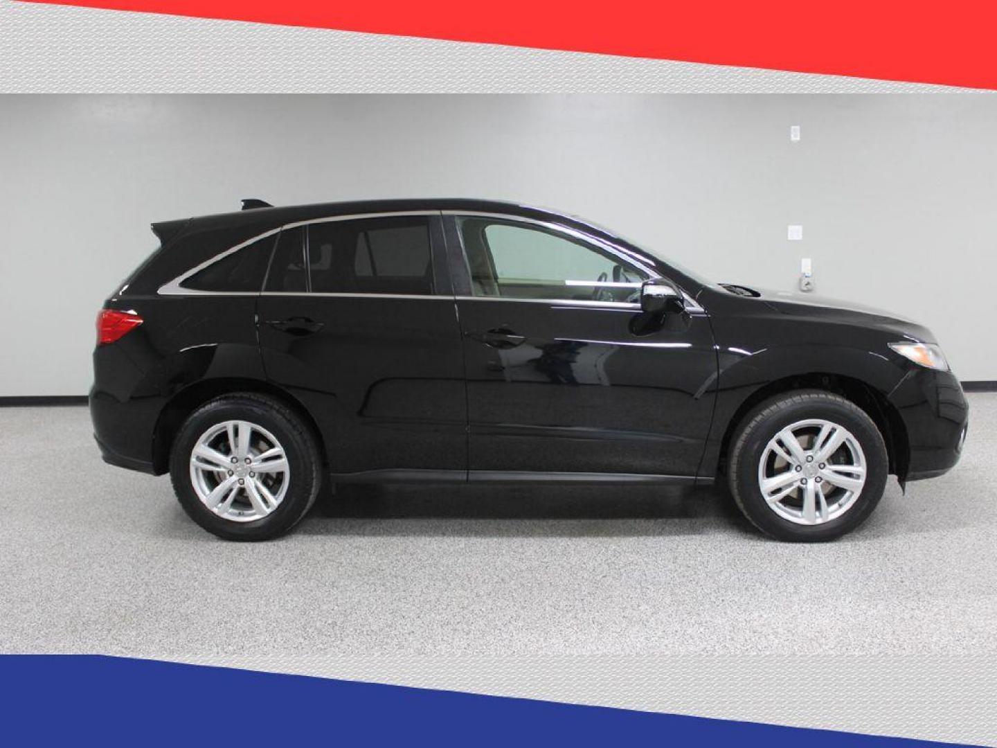 2013 Acura RDX 6-Spd AT w/ Technology Package (5J8TB3H54DL) with an 2.3L L4 DOHC 16V engine, 6-Speed Automatic transmission, located at 5170 N La Cholla Blvd, Tucson, AZ, 85705, (520) 989-0282, 32.228245, -111.011742 - 2013 Acura RDX - Photo#1