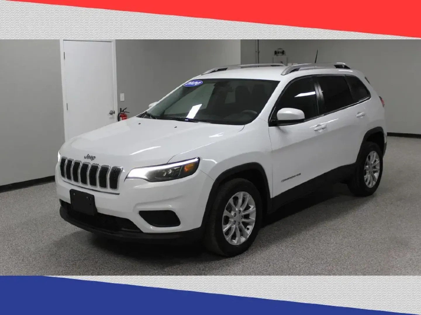 2020 Jeep Cherokee Latitude FWD (1C4PJLCB0LD) with an 2.4L L4 DOHC 16V engine, 9A transmission, located at 5170 N La Cholla Blvd, Tucson, AZ, 85705, (520) 989-0282, 32.228245, -111.011742 - 2020 Jeep Cherokee - Photo#6