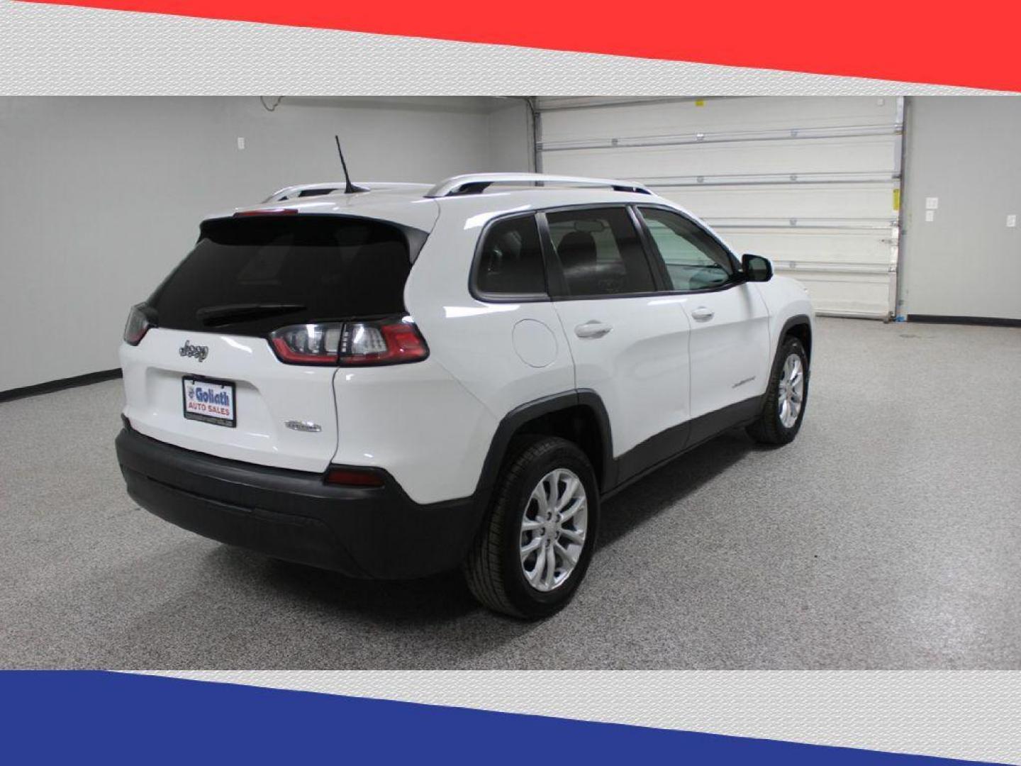 2020 Jeep Cherokee Latitude FWD (1C4PJLCB0LD) with an 2.4L L4 DOHC 16V engine, 9A transmission, located at 5170 N La Cholla Blvd, Tucson, AZ, 85705, (520) 989-0282, 32.228245, -111.011742 - 2020 Jeep Cherokee - Photo#2