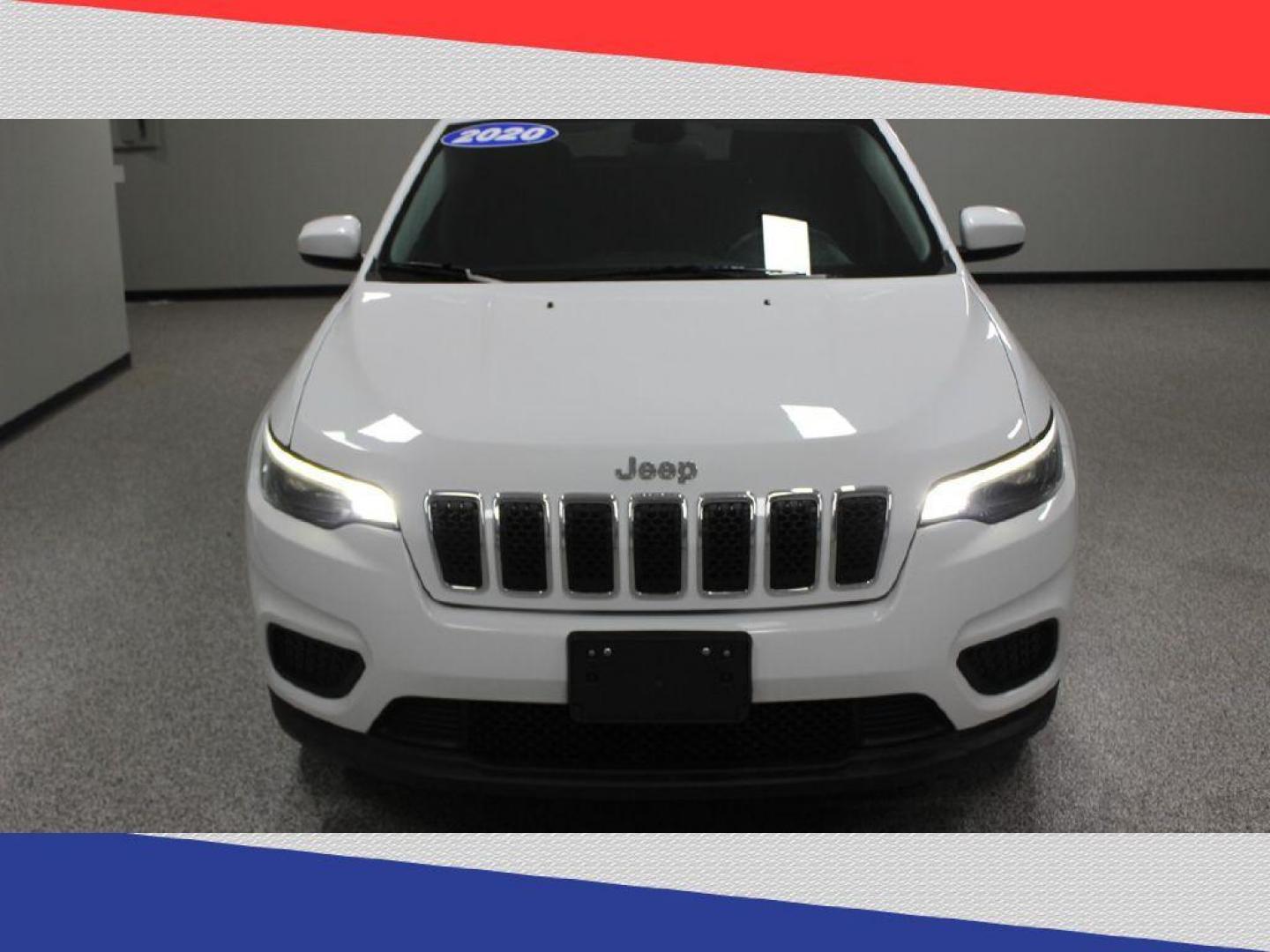 2020 Jeep Cherokee Latitude FWD (1C4PJLCB0LD) with an 2.4L L4 DOHC 16V engine, 9A transmission, located at 5170 N La Cholla Blvd, Tucson, AZ, 85705, (520) 989-0282, 32.228245, -111.011742 - 2020 Jeep Cherokee - Photo#7
