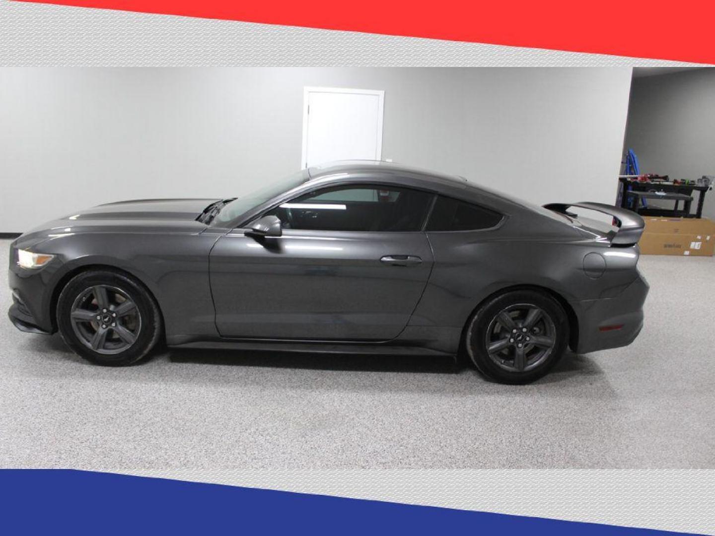 2015 Ford Mustang V6 Coupe (1FA6P8AMXF5) with an 3.7L V6 DOHC 24V engine, Automatic transmission, located at 5170 N La Cholla Blvd, Tucson, AZ, 85705, (520) 989-0282, 32.228245, -111.011742 - 2015 Ford Mustang - Photo#5