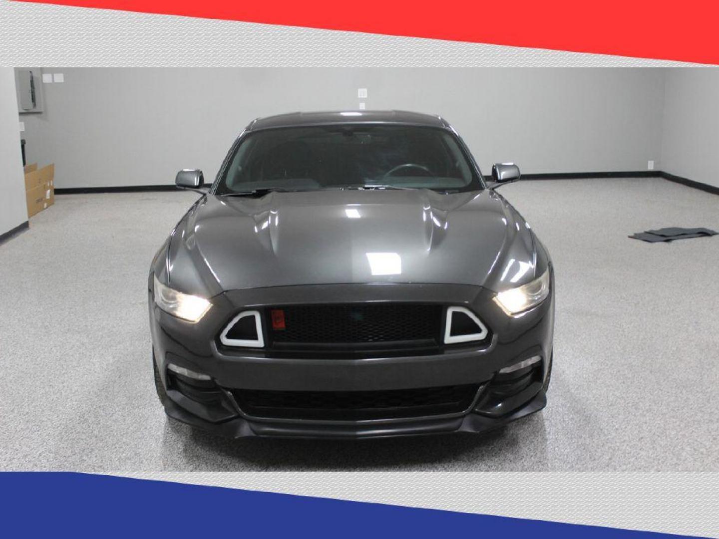 2015 Ford Mustang V6 Coupe (1FA6P8AMXF5) with an 3.7L V6 DOHC 24V engine, Automatic transmission, located at 5170 N La Cholla Blvd, Tucson, AZ, 85705, (520) 989-0282, 32.228245, -111.011742 - 2015 Ford Mustang - Photo#7