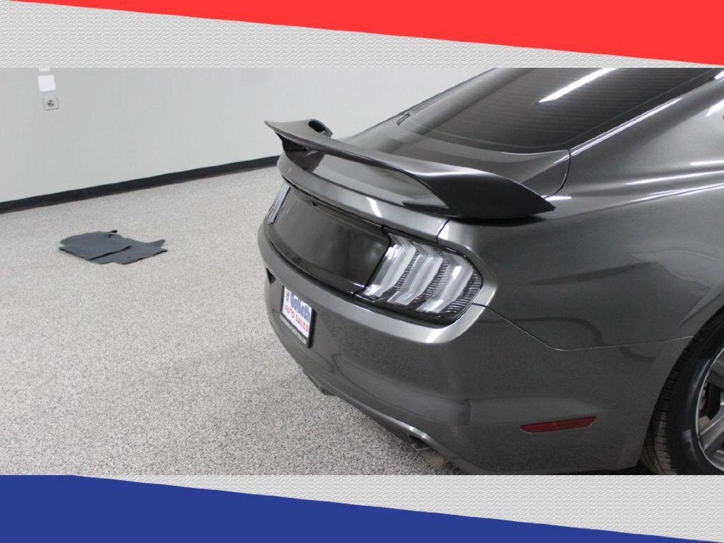 2015 Ford Mustang V6 Coupe (1FA6P8AMXF5) with an 3.7L V6 DOHC 24V engine, Automatic transmission, located at 5170 N La Cholla Blvd, Tucson, AZ, 85705, (520) 989-0282, 32.228245, -111.011742 - 2015 Ford Mustang - Photo#22