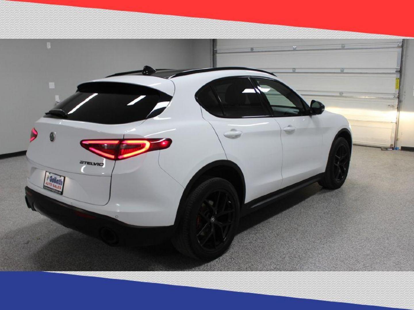 2019 Alfa Romeo Stelvio Base (ZASPAJAN0K7) with an 2.0L L4 DOHC 16V engine, 8A transmission, located at 5170 N La Cholla Blvd, Tucson, AZ, 85705, (520) 989-0282, 32.228245, -111.011742 - 2019 Alfa Romeo Stelvio - Photo#2