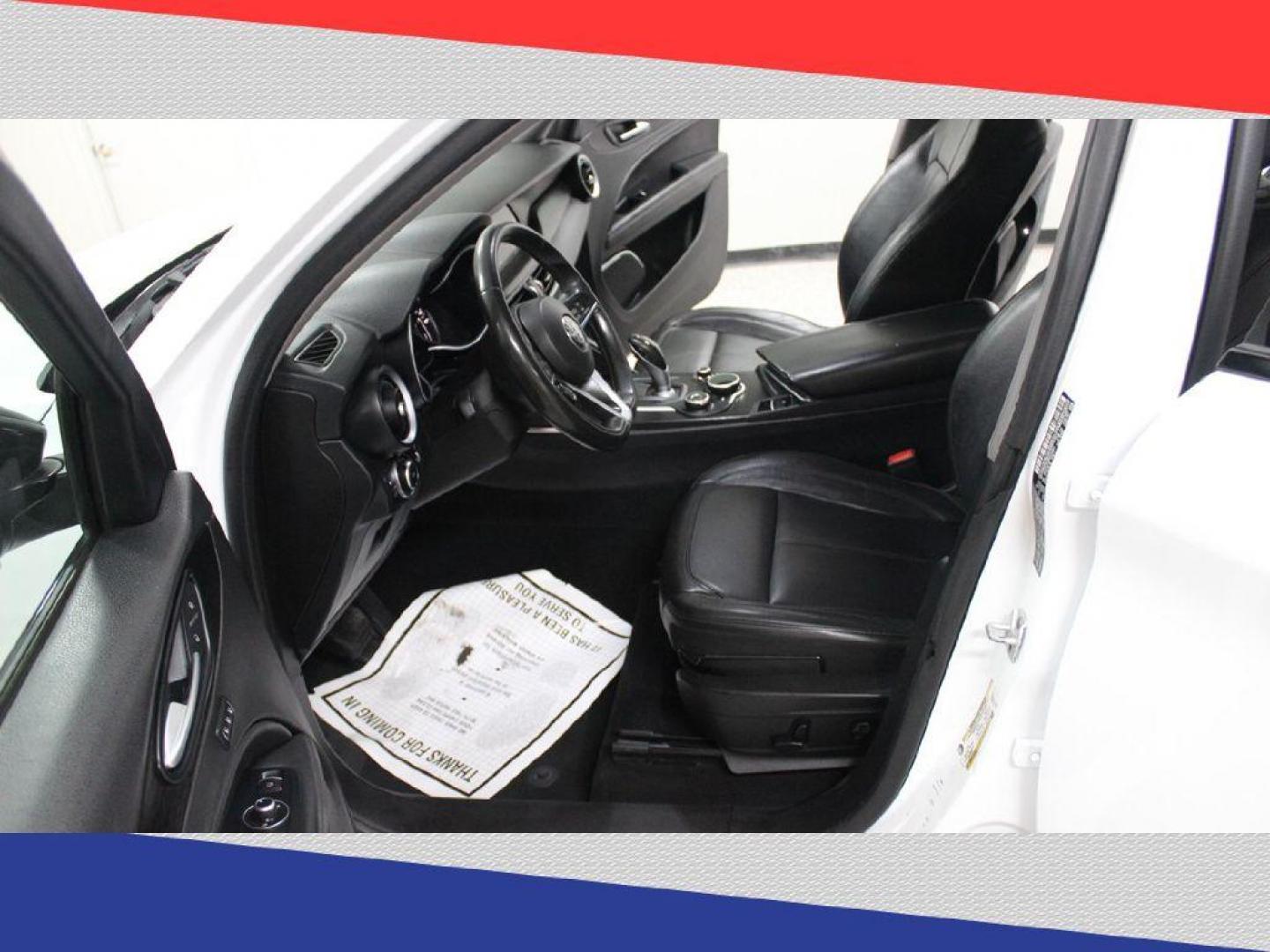 2019 Alfa Romeo Stelvio Base (ZASPAJAN0K7) with an 2.0L L4 DOHC 16V engine, 8A transmission, located at 5170 N La Cholla Blvd, Tucson, AZ, 85705, (520) 989-0282, 32.228245, -111.011742 - 2019 Alfa Romeo Stelvio - Photo#10