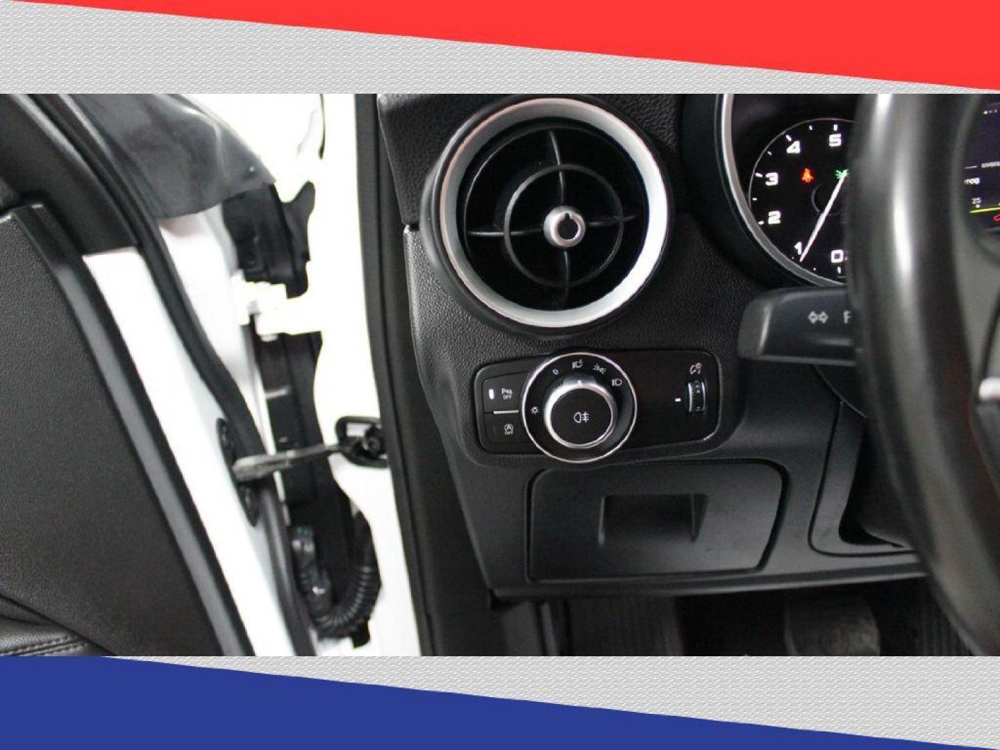 2019 Alfa Romeo Stelvio Base (ZASPAJAN0K7) with an 2.0L L4 DOHC 16V engine, 8A transmission, located at 5170 N La Cholla Blvd, Tucson, AZ, 85705, (520) 989-0282, 32.228245, -111.011742 - 2019 Alfa Romeo Stelvio - Photo#13
