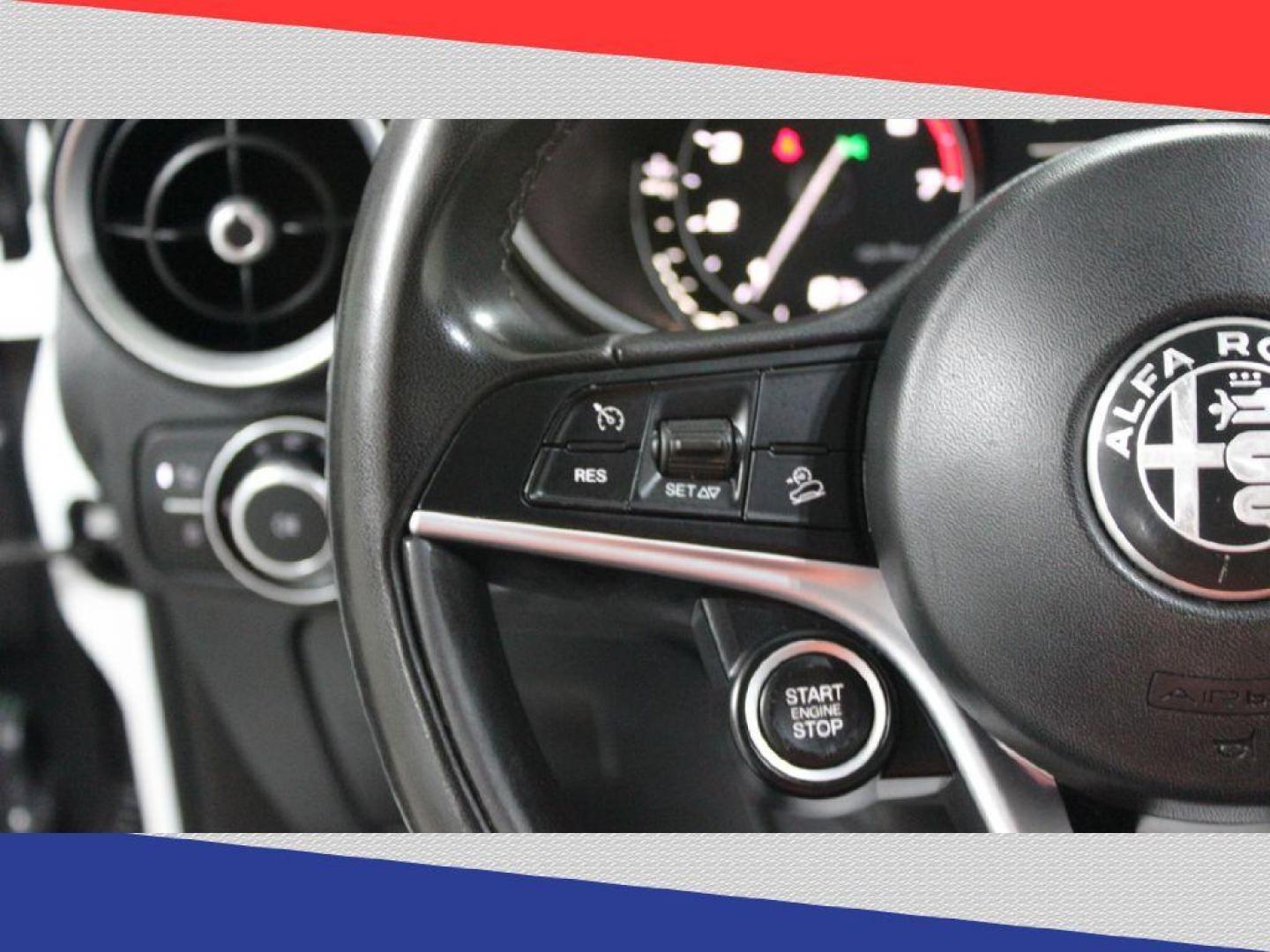 2019 Alfa Romeo Stelvio Base (ZASPAJAN0K7) with an 2.0L L4 DOHC 16V engine, 8A transmission, located at 5170 N La Cholla Blvd, Tucson, AZ, 85705, (520) 989-0282, 32.228245, -111.011742 - 2019 Alfa Romeo Stelvio - Photo#15