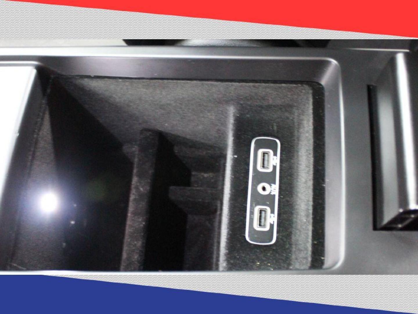 2019 Alfa Romeo Stelvio Base (ZASPAJAN0K7) with an 2.0L L4 DOHC 16V engine, 8A transmission, located at 5170 N La Cholla Blvd, Tucson, AZ, 85705, (520) 989-0282, 32.228245, -111.011742 - 2019 Alfa Romeo Stelvio - Photo#23