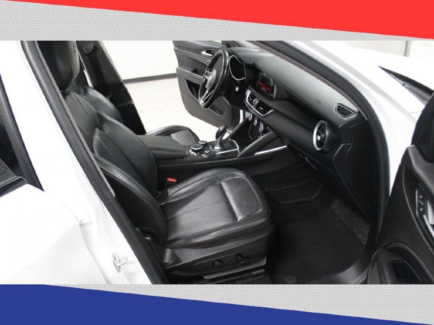 2019 Alfa Romeo Stelvio Base (ZASPAJAN0K7) with an 2.0L L4 DOHC 16V engine, 8A transmission, located at 5170 N La Cholla Blvd, Tucson, AZ, 85705, (520) 989-0282, 32.228245, -111.011742 - 2019 Alfa Romeo Stelvio - Photo#34