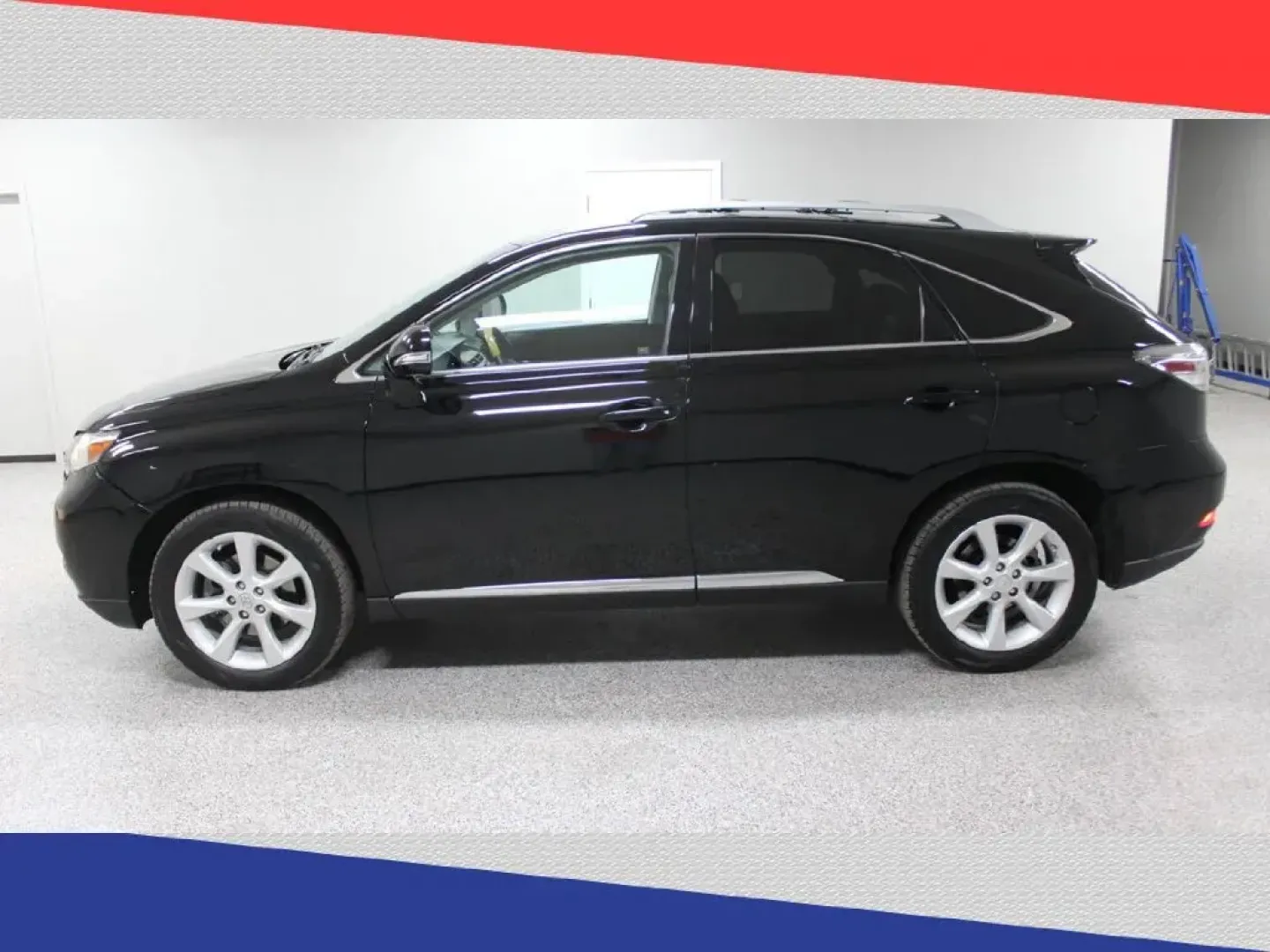 2010 Lexus RX 350 AWD (2T2BK1BA4AC) with an 3.5L V6 DOHC 24V engine, 5-Speed Automatic transmission, located at 5170 N La Cholla Blvd, Tucson, AZ, 85705, (520) 989-0282, 32.228245, -111.011742 - 2010 Lexus RX 350 - Photo#5