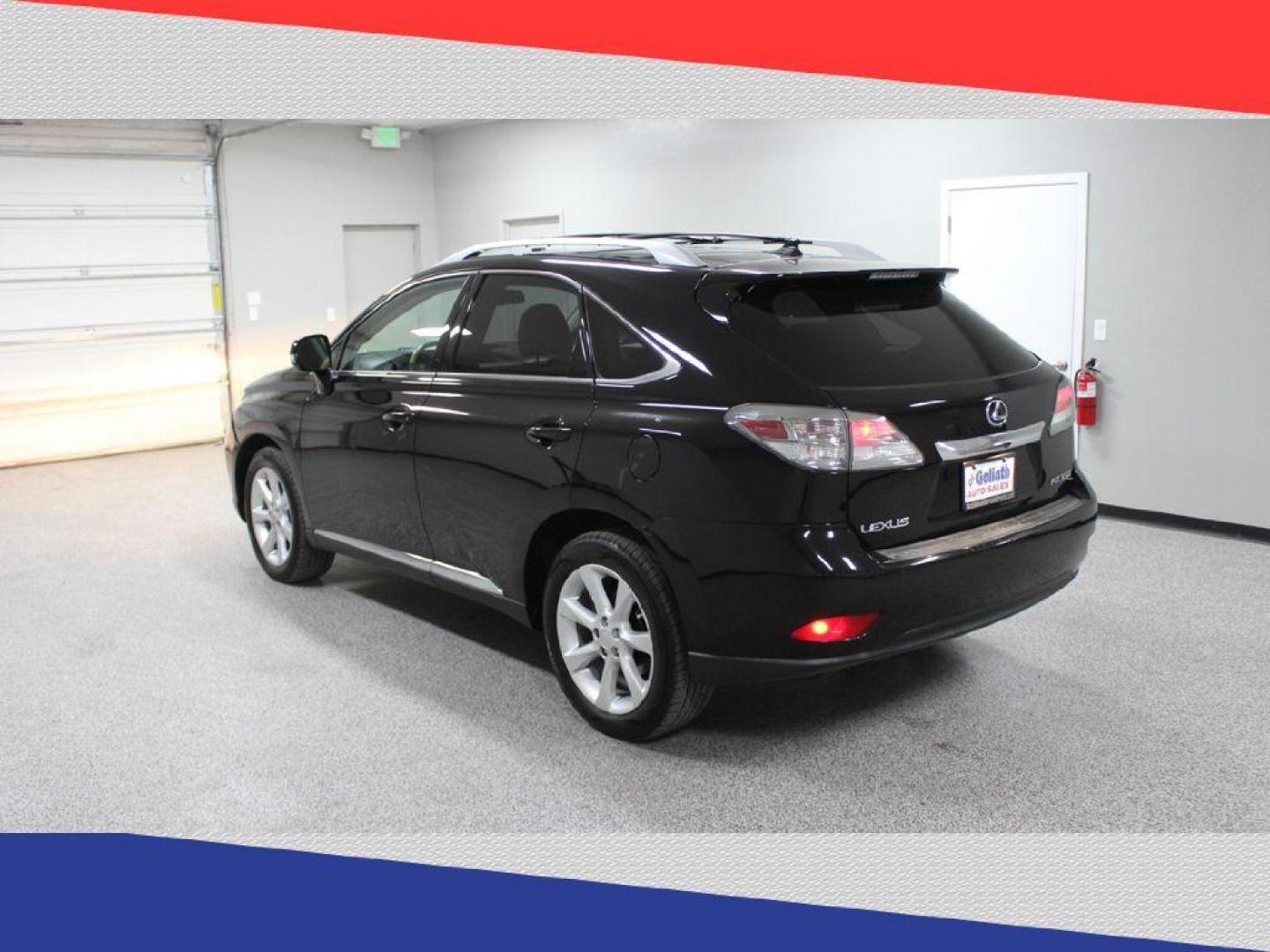 2010 Lexus RX 350 AWD (2T2BK1BA4AC) with an 3.5L V6 DOHC 24V engine, 5-Speed Automatic transmission, located at 5170 N La Cholla Blvd, Tucson, AZ, 85705, (520) 989-0282, 32.228245, -111.011742 - 2010 Lexus RX 350 - Photo#4