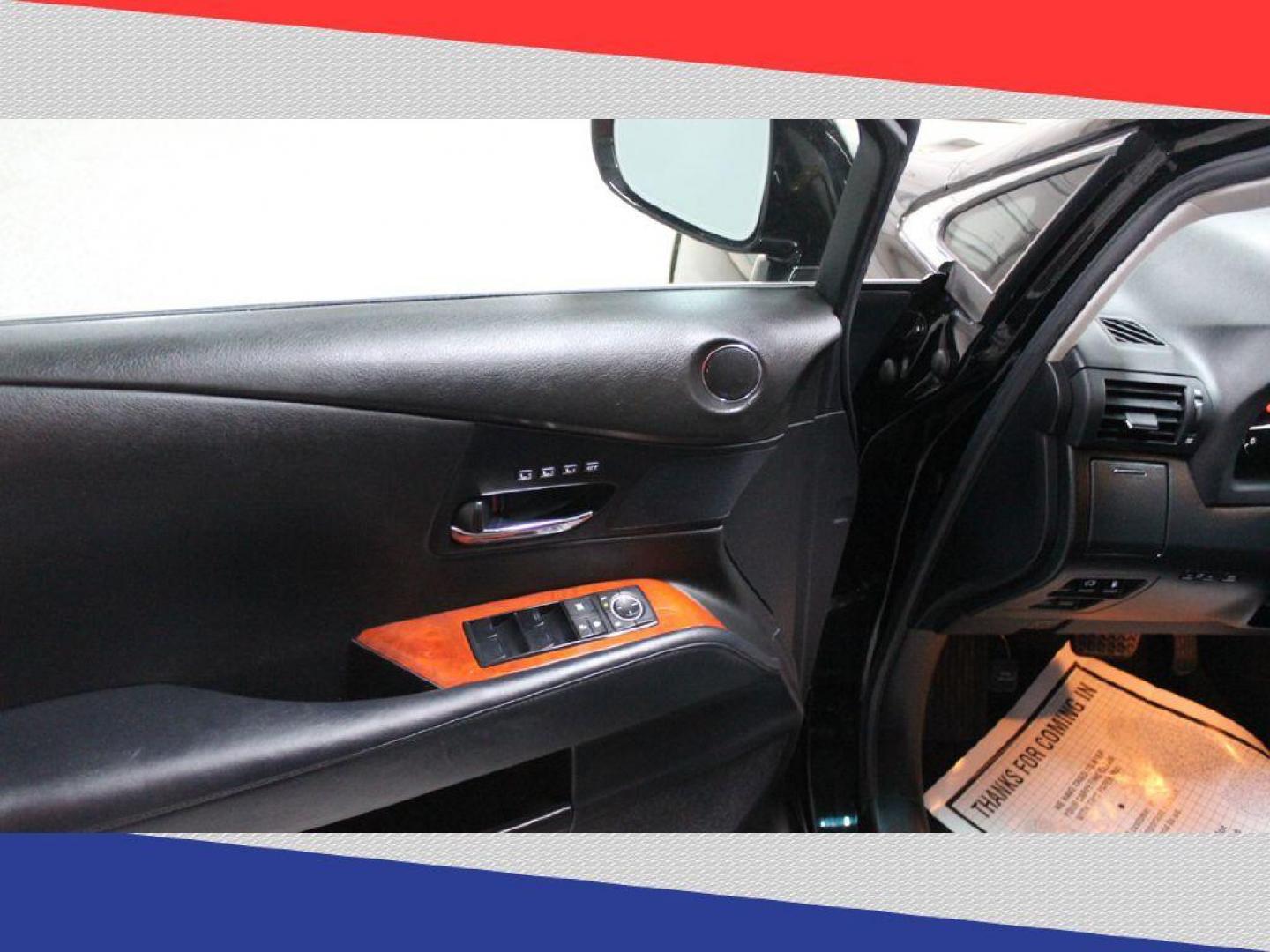 2010 Lexus RX 350 AWD (2T2BK1BA4AC) with an 3.5L V6 DOHC 24V engine, 5-Speed Automatic transmission, located at 5170 N La Cholla Blvd, Tucson, AZ, 85705, (520) 989-0282, 32.228245, -111.011742 - 2010 Lexus RX 350 - Photo#12